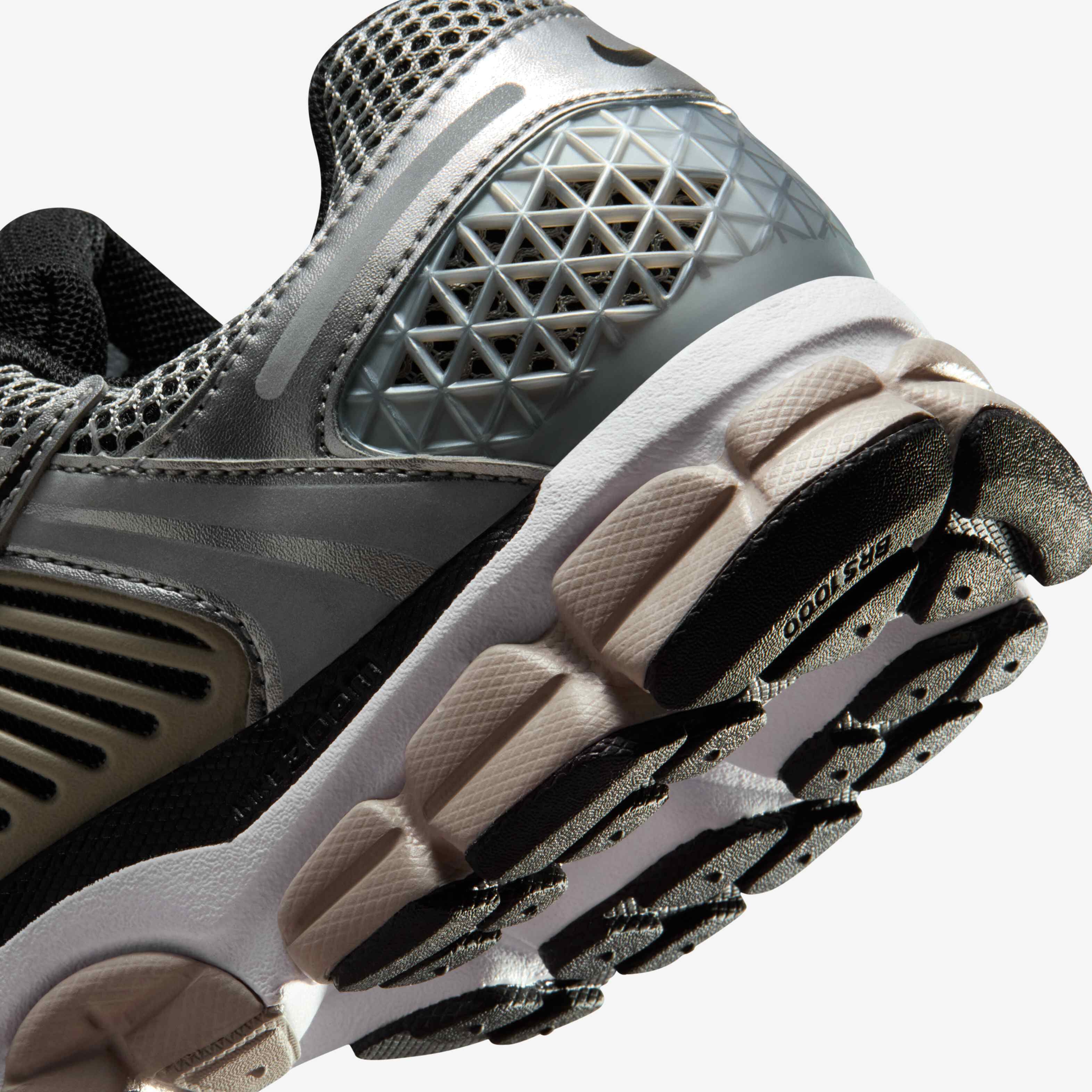 Nike Zoom Vomero 5 image number 7