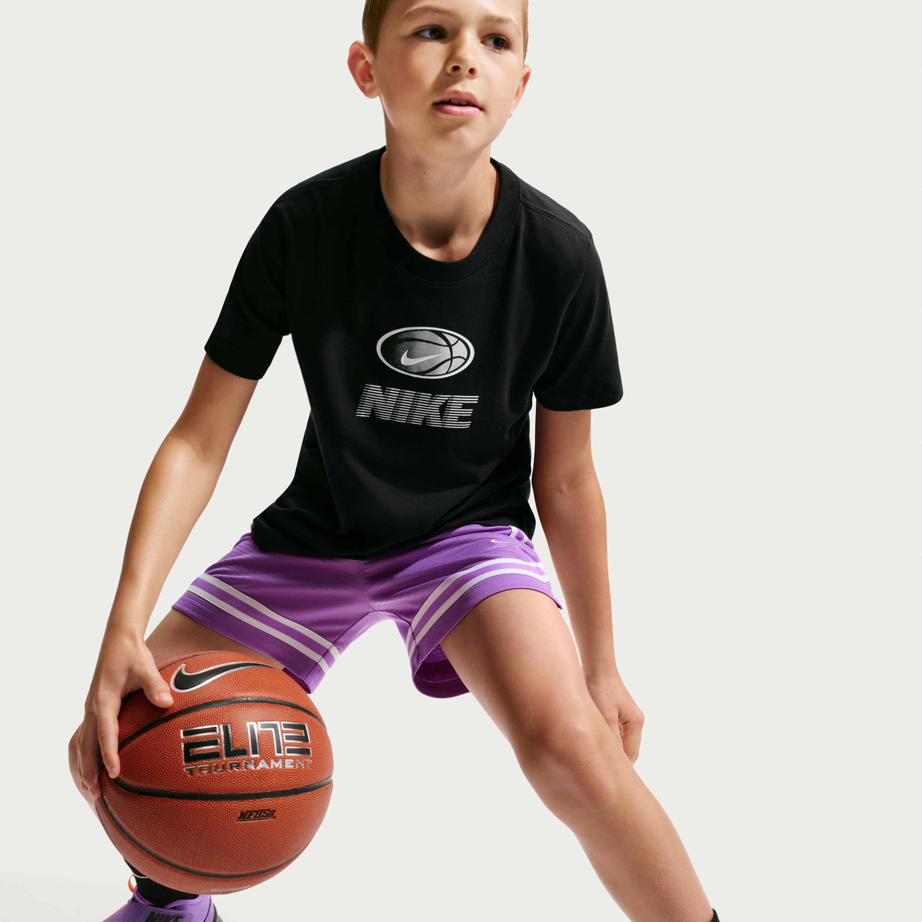 Nike image number 2