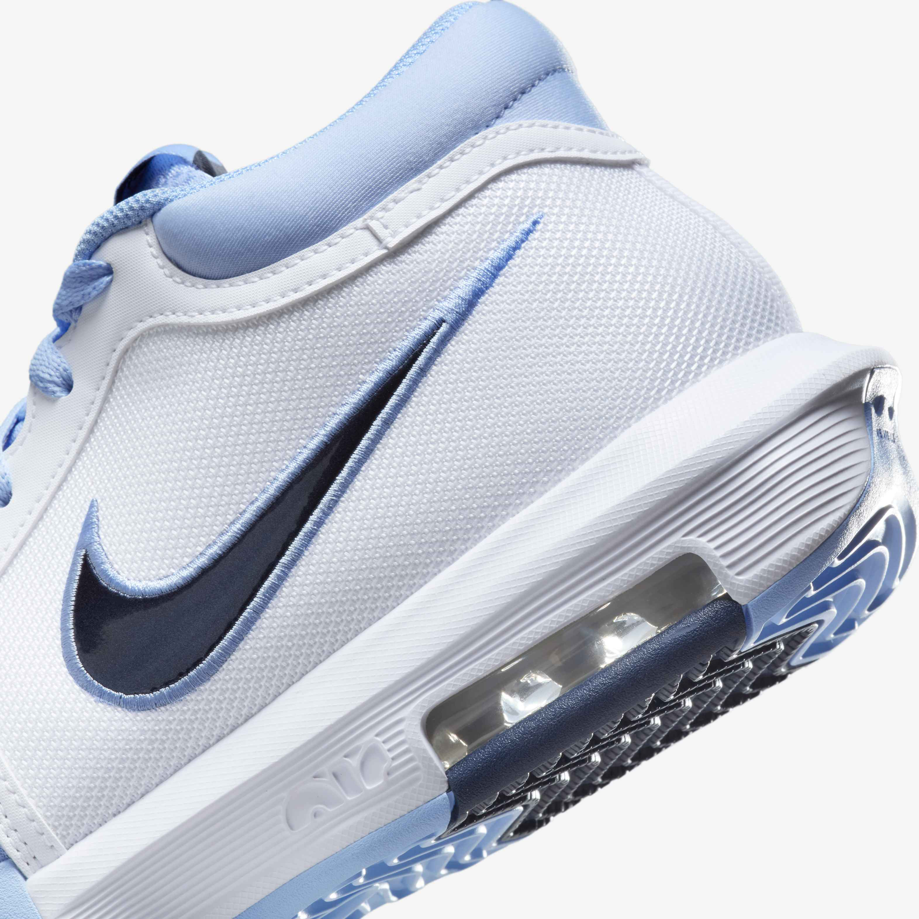 ليبرون ويتنس 8 image number 7