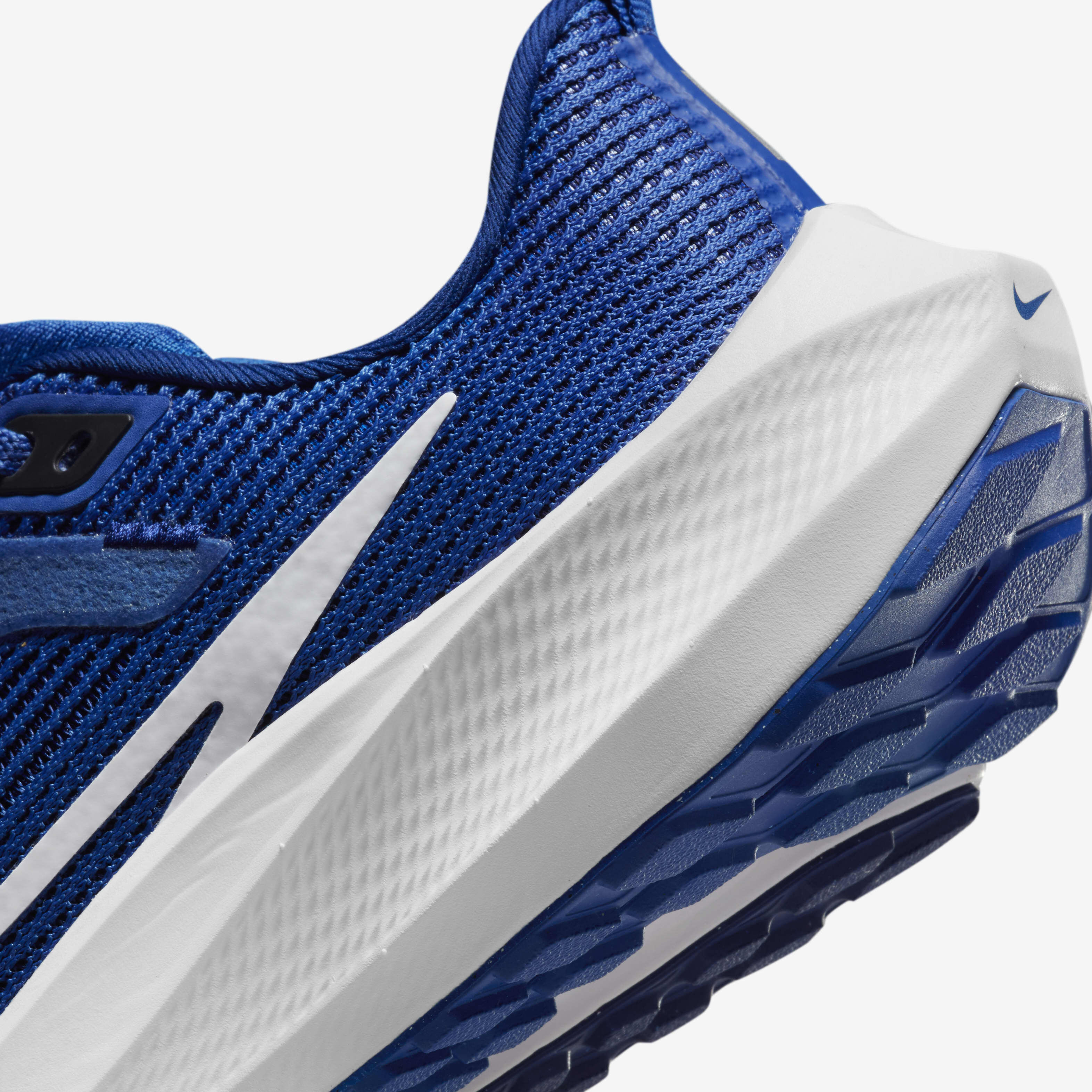 Royal blue nike running shoes sale