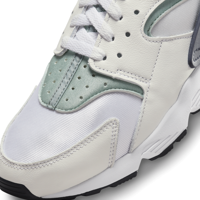 Shop Air Huarache Women s Shoes Nike KSA