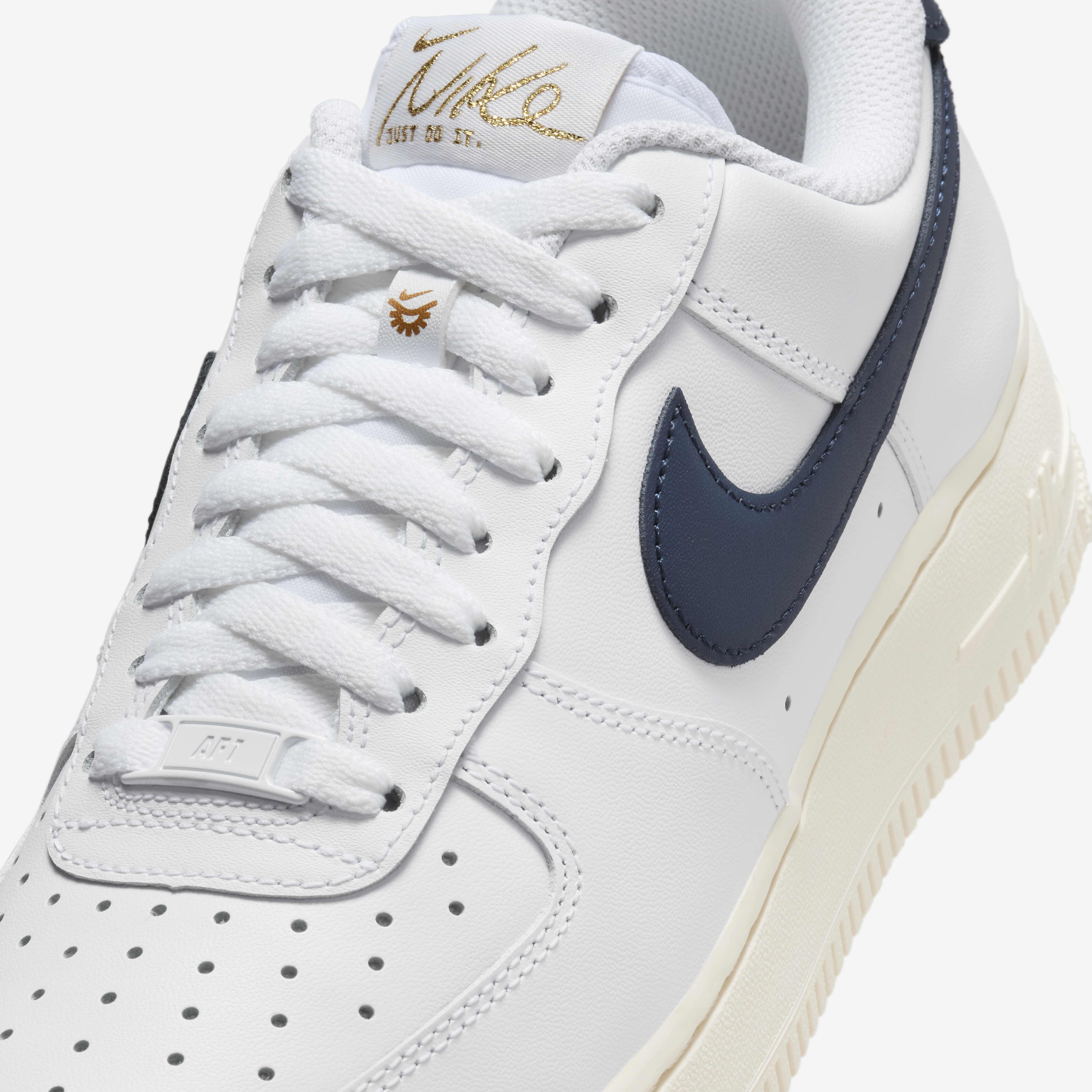 Nike air force 1 womens 6 top