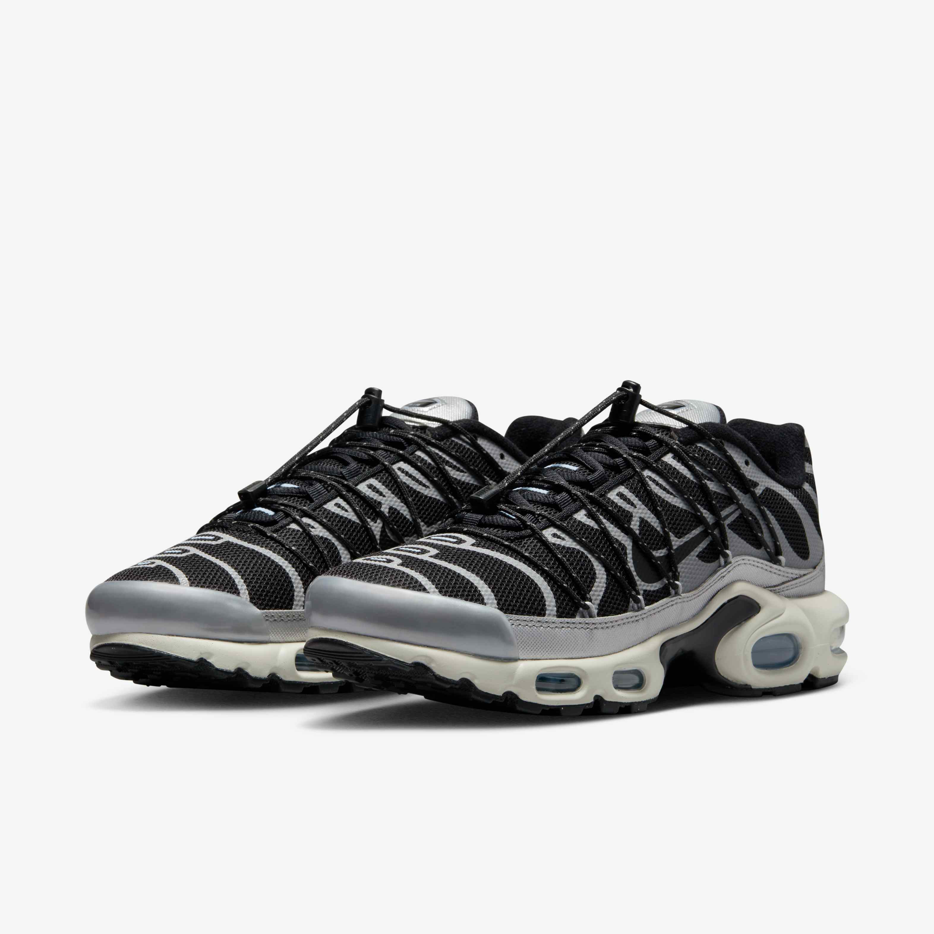 Nike Air Max Plus image number 4