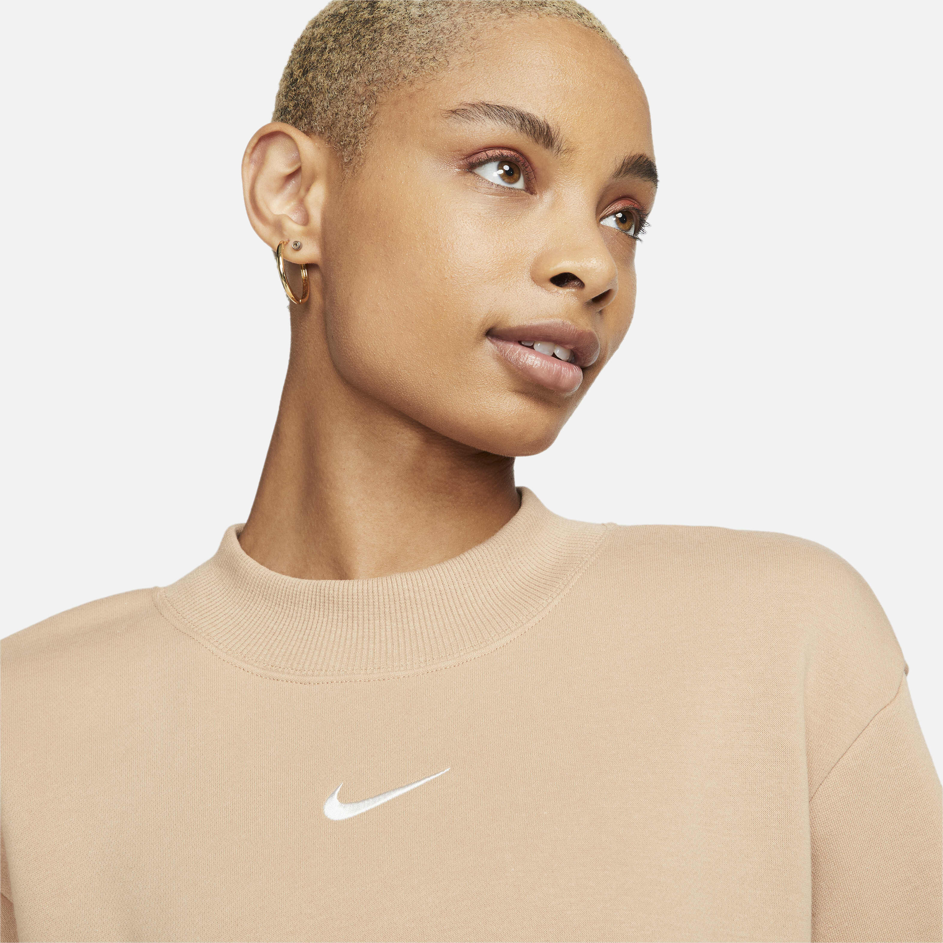 نايكي سبورتسوير فينكس فليس image number 2