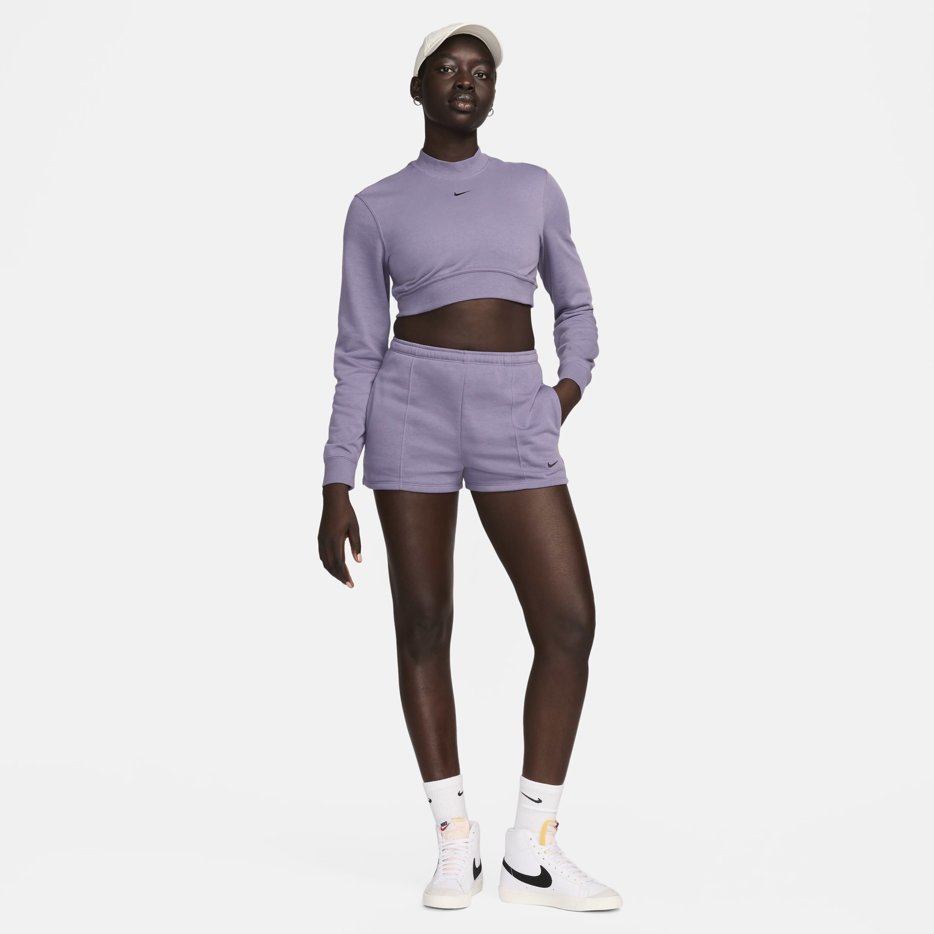 Nike sportswear crew top 2025