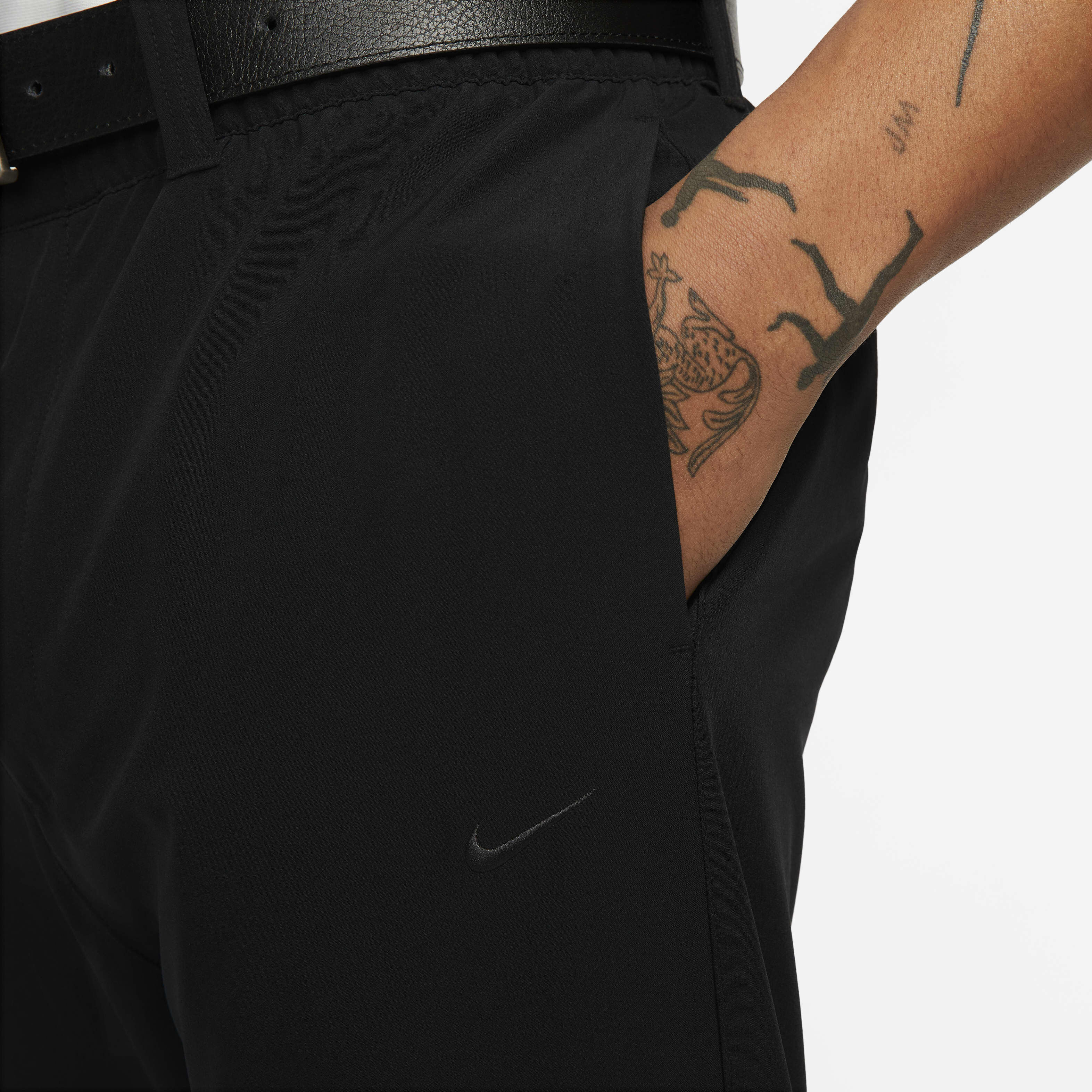 نايكي انسكريبتد image number 2