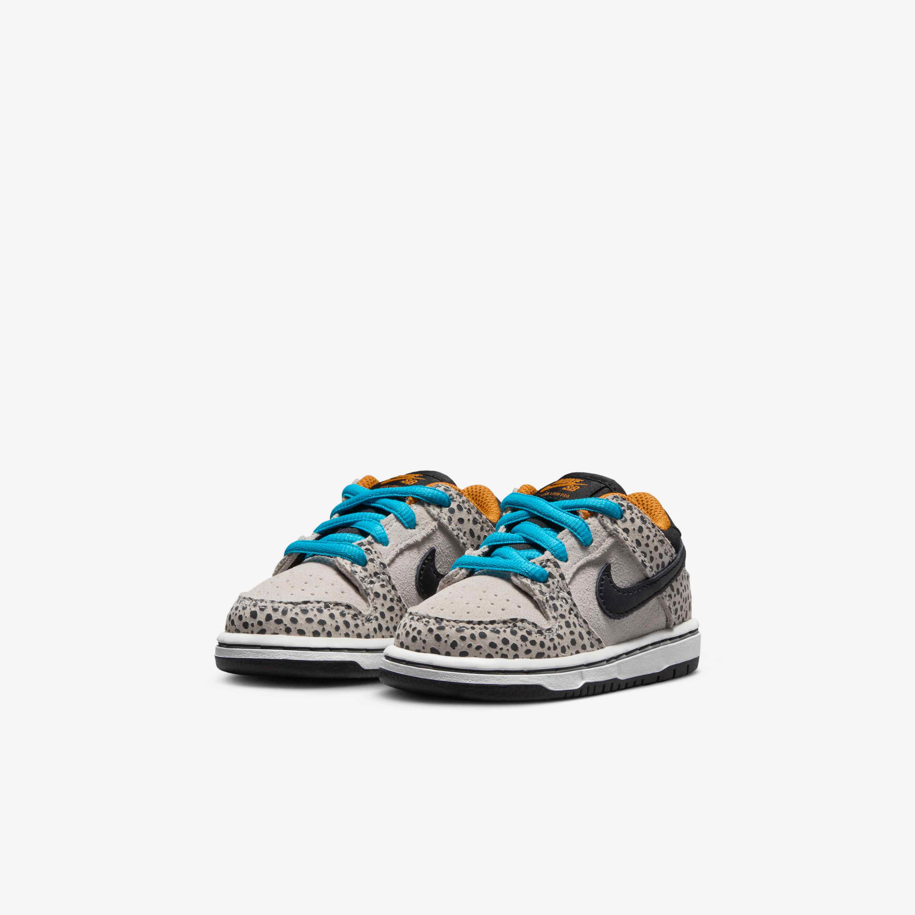 Nike SB Dunk Low Pro Electric image number 4