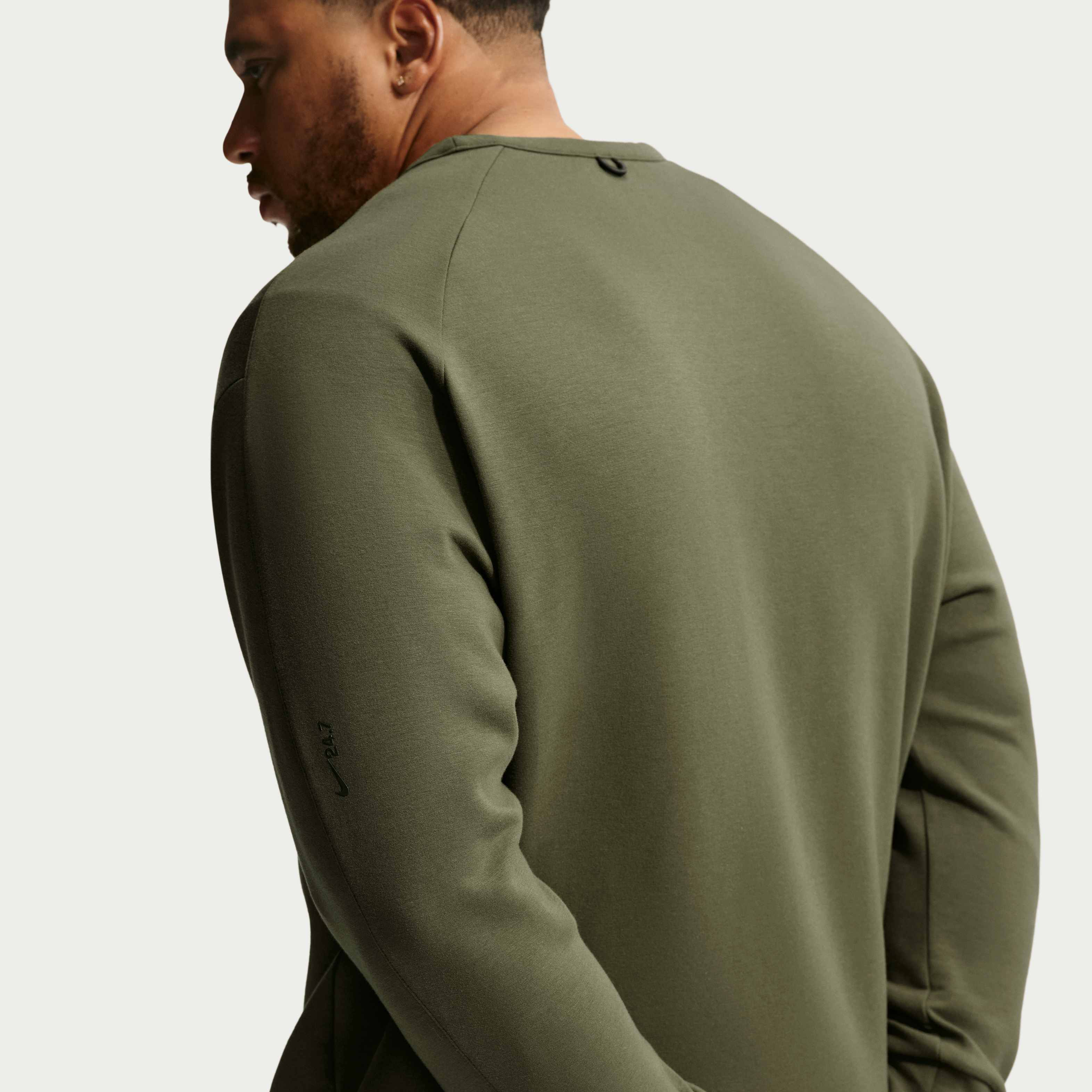 نايكي 24.7 امبوسبلي سوفت image number 7