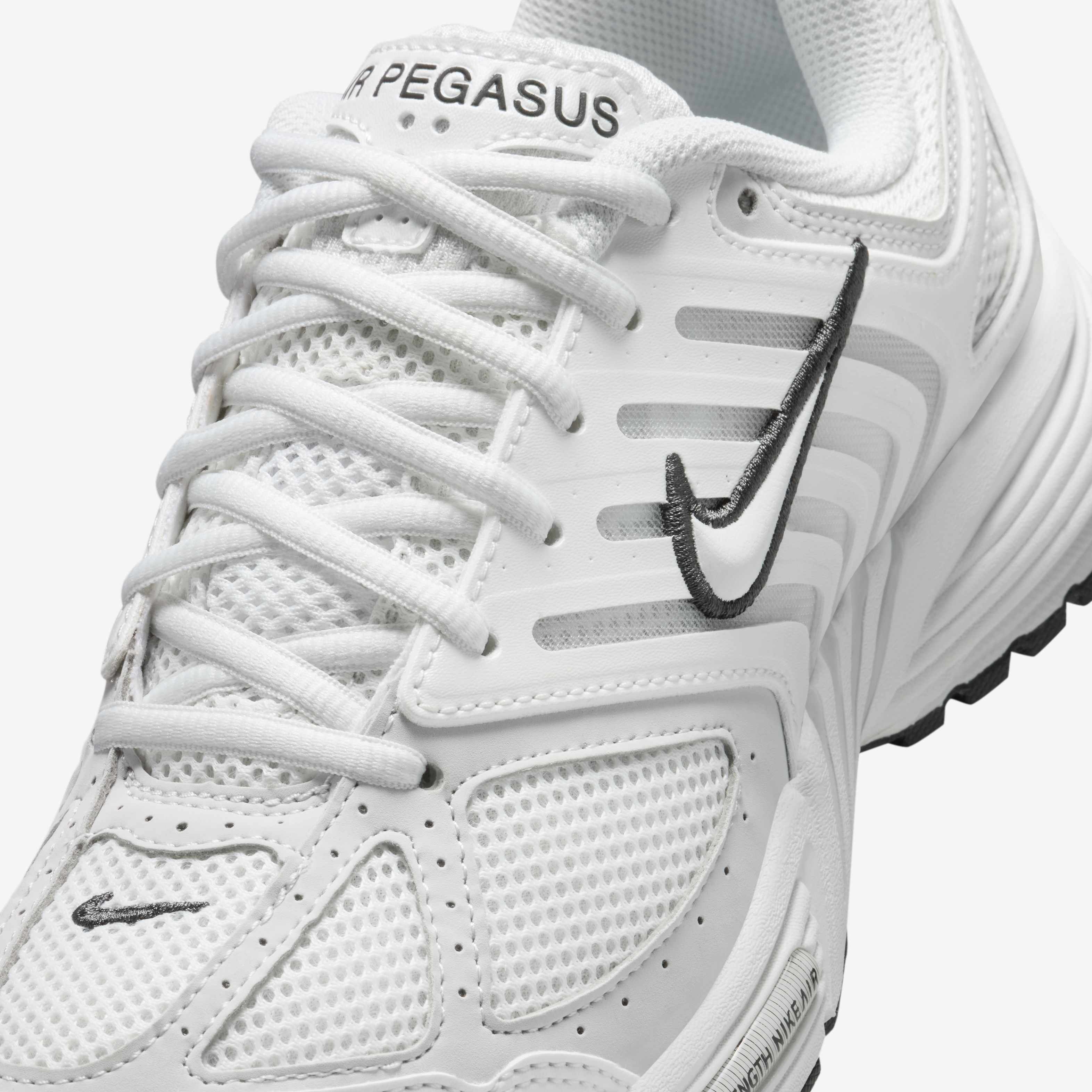 Buy Nike Air Pegasus 2005 Women's Shoes - Summit White