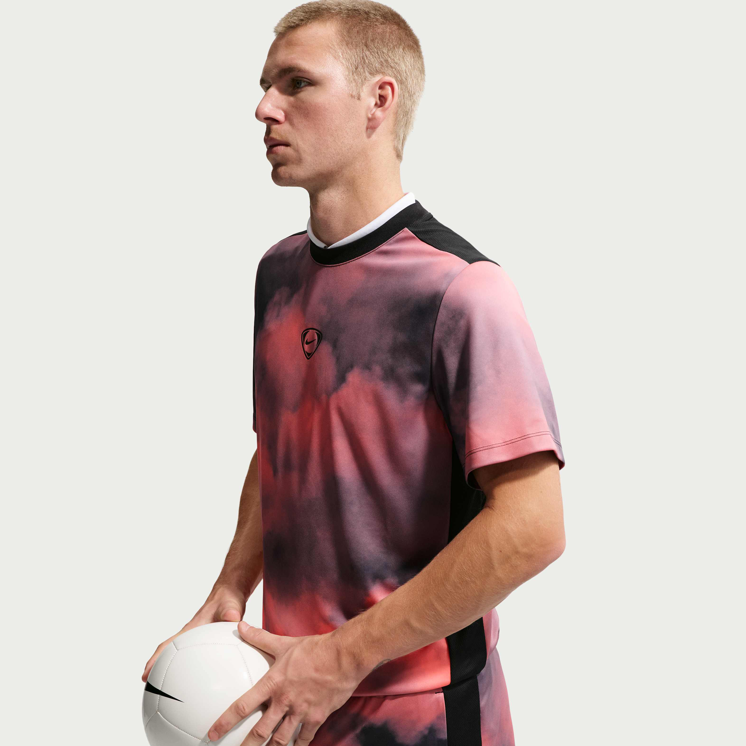 نايكي أكاديمي بلس image number 2