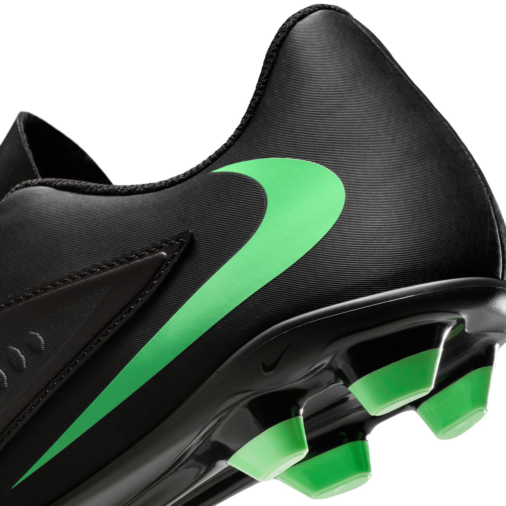 Nike Phantom 6 Low Club image number 7