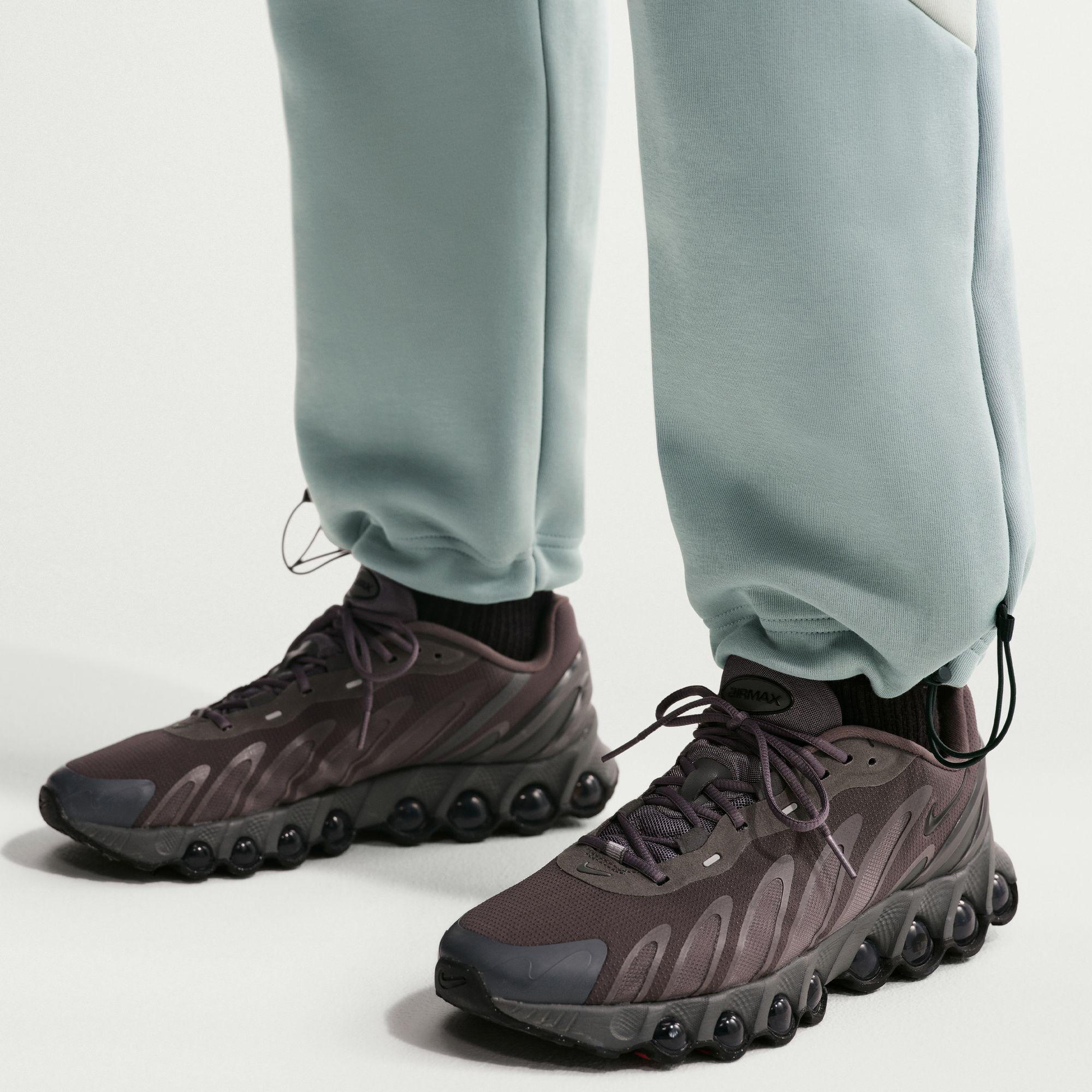 Nike Tech image number 5