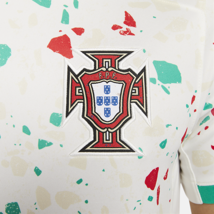 Portugal football top kit 2018