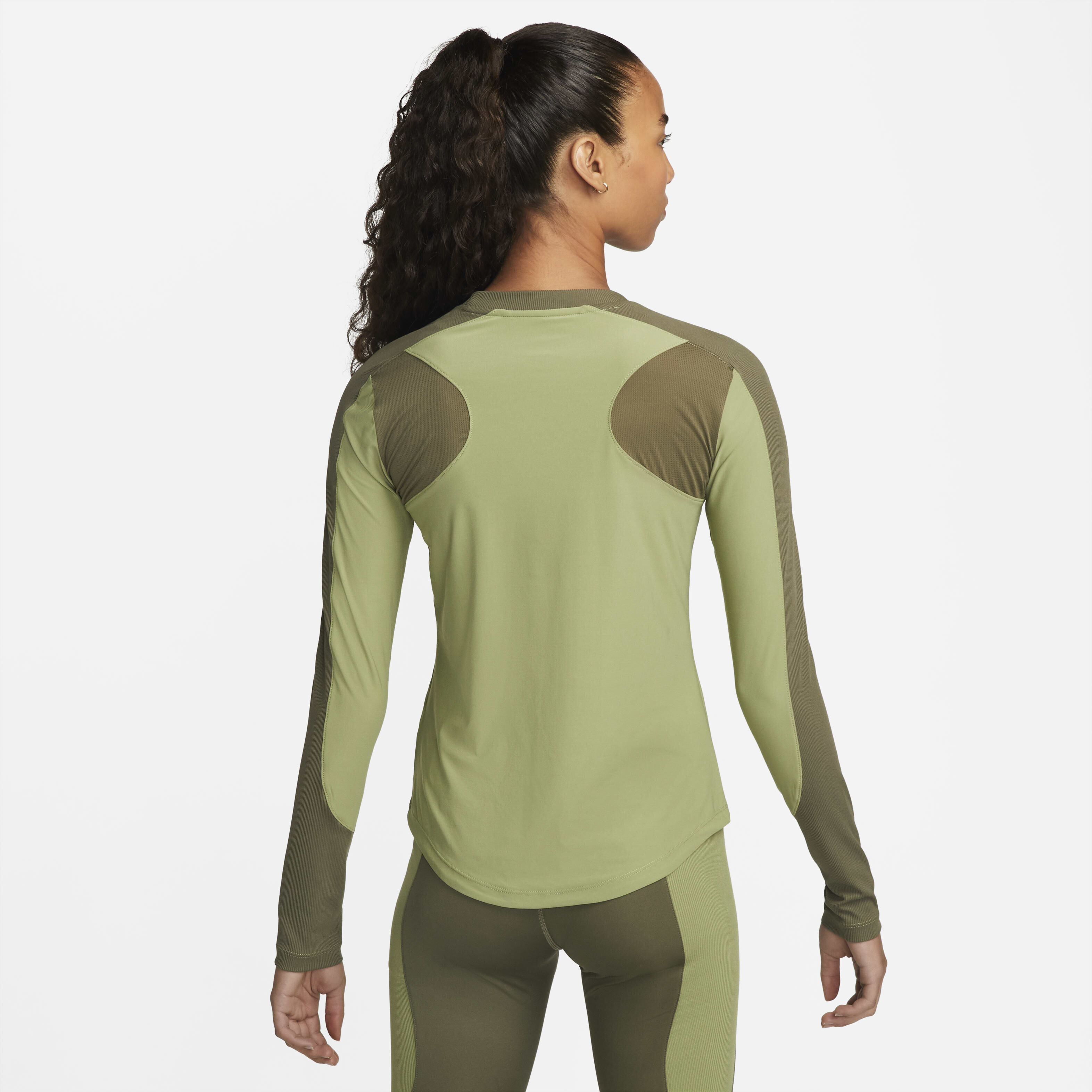 حذاء اير دراي-فِت image number 1