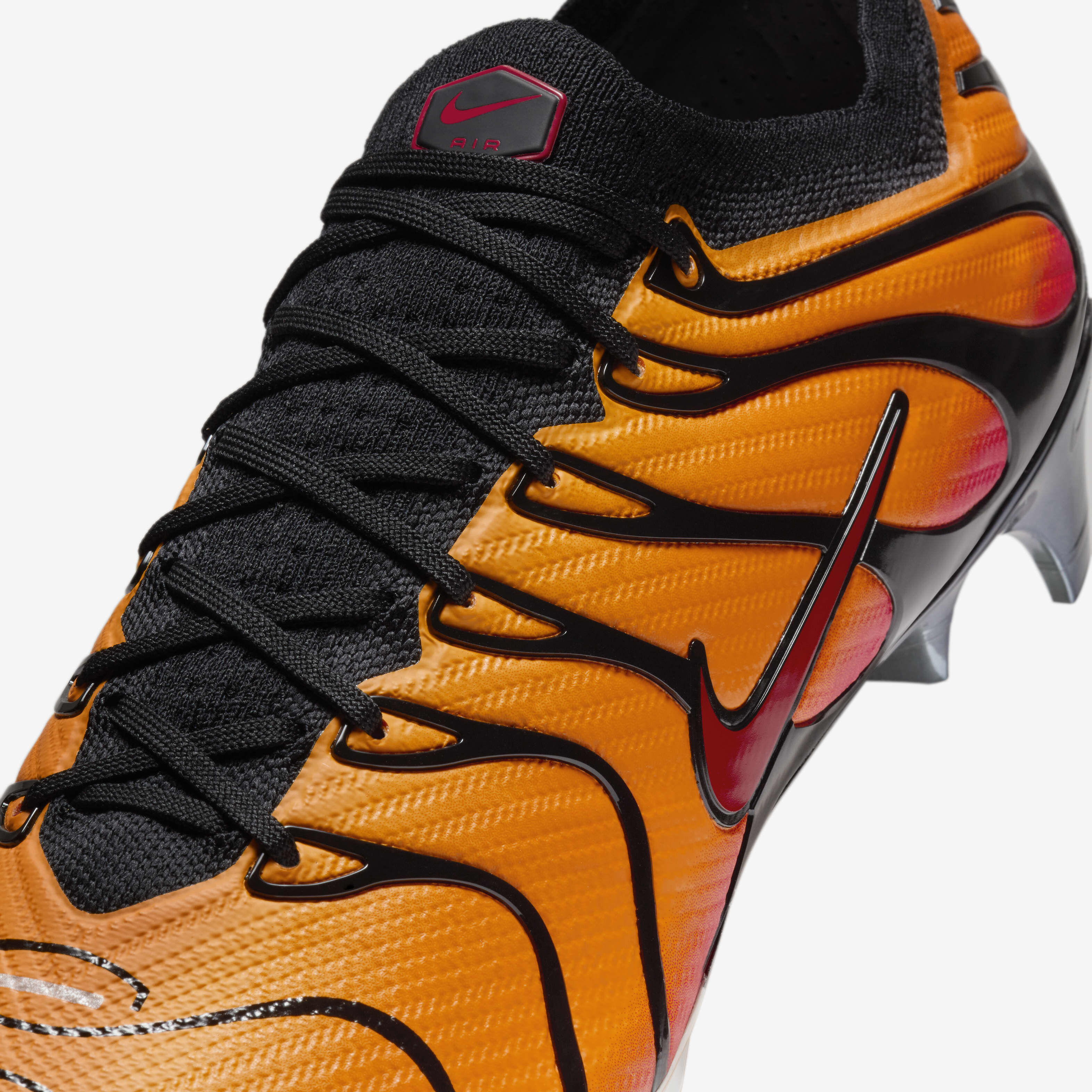 Buy Nike Mercurial Vapor 15 x Air Max Plus FG Low Top Football Boot Nike Saudi Official