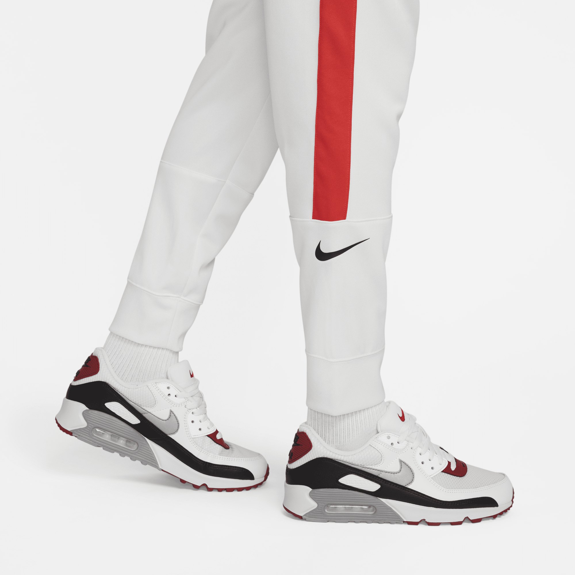 Shop Air Men s Joggers Nike KSA