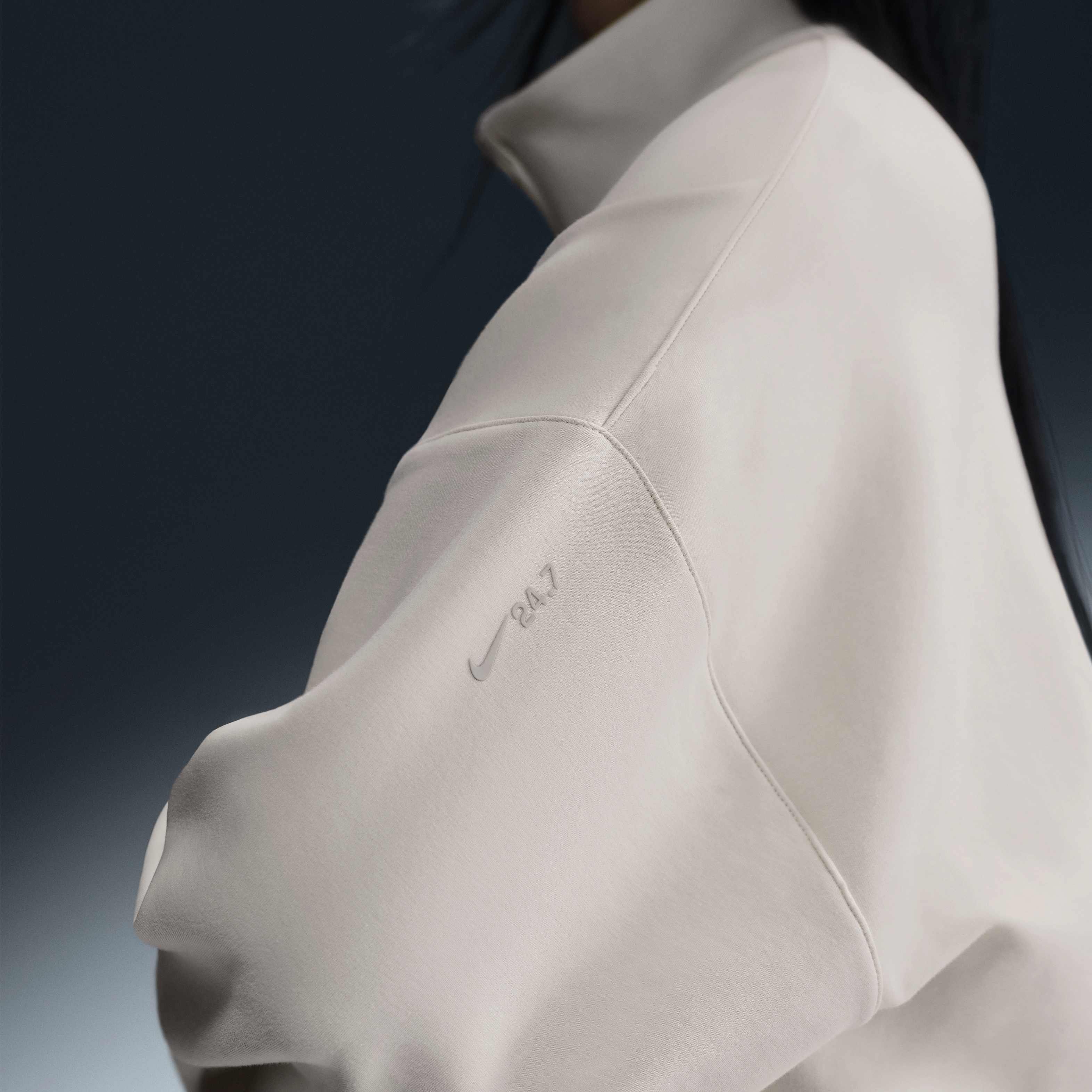 نايكي 24.7 امبوسبلي سوفت image number 5