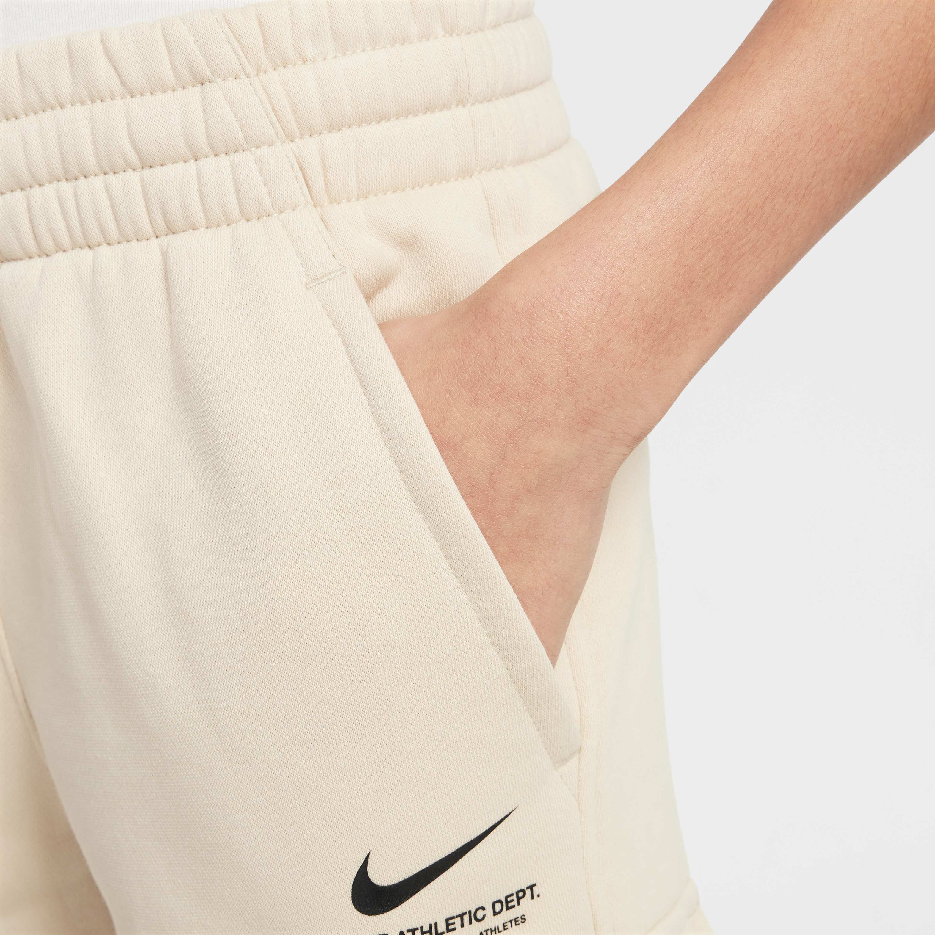 Nike Sportswear image number 4