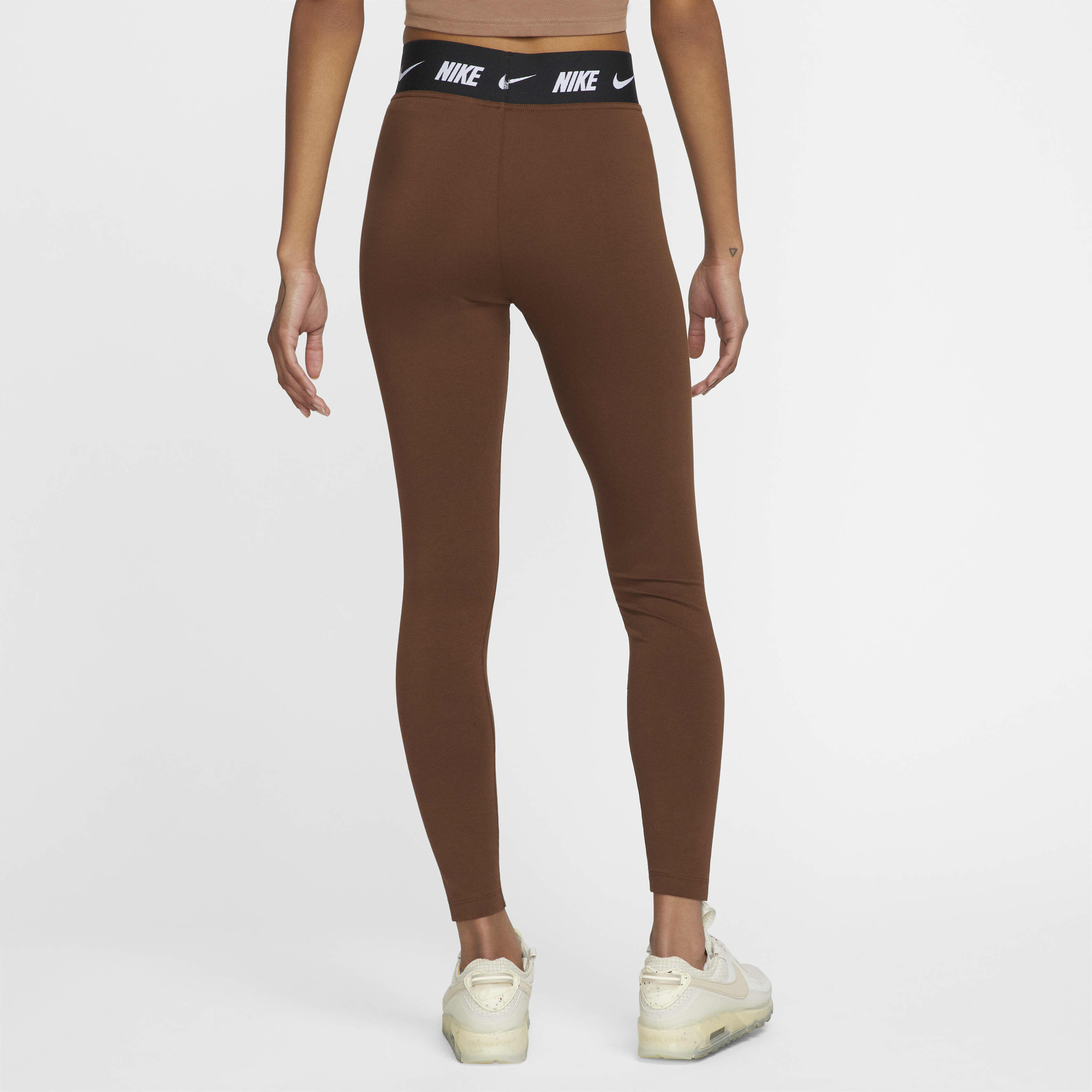 Nike Sportswear Club image number 1