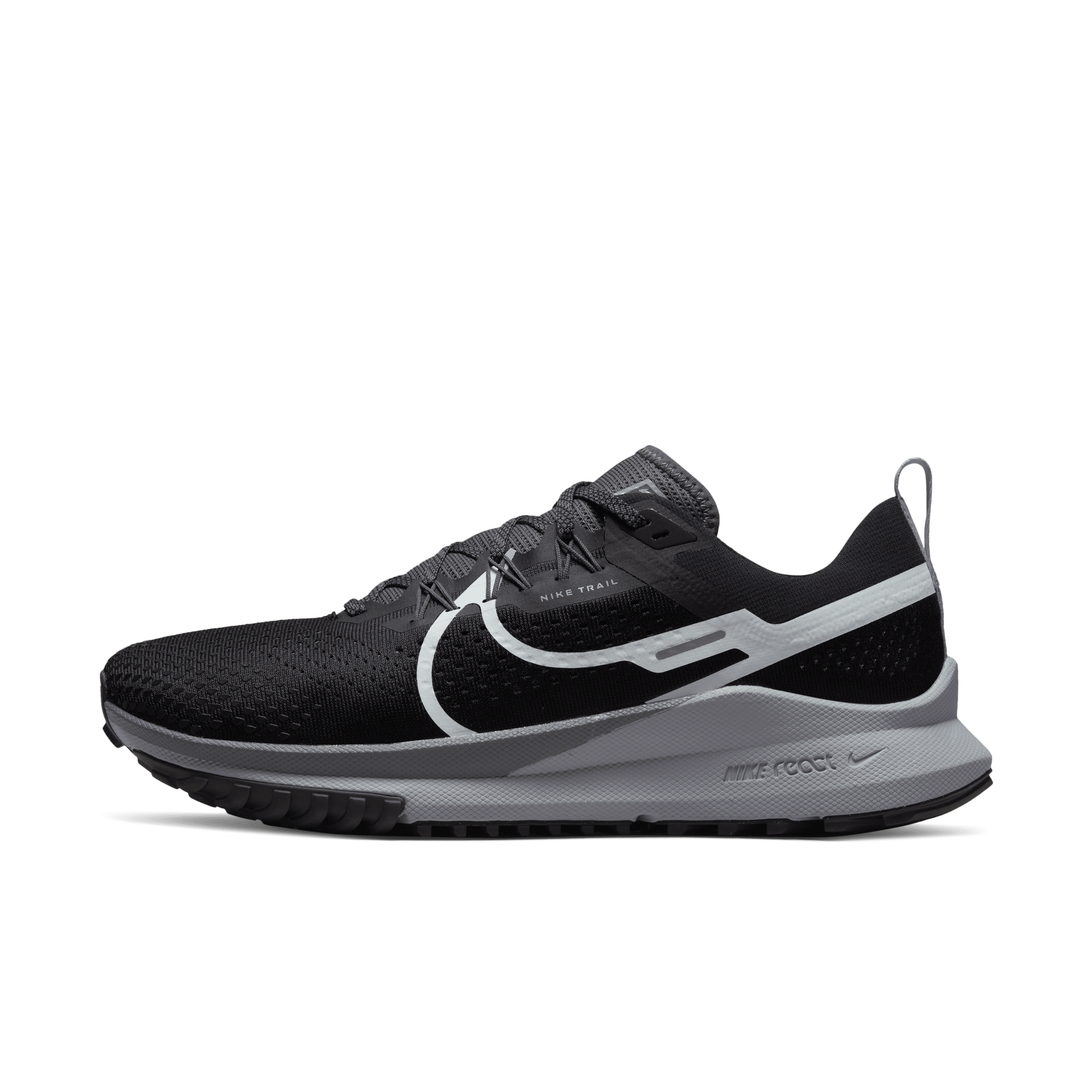 Shop Pegasus Trail 4 Men s Trail Running Shoes Nike KSA
