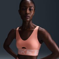 Nike Pro Indy Plunge