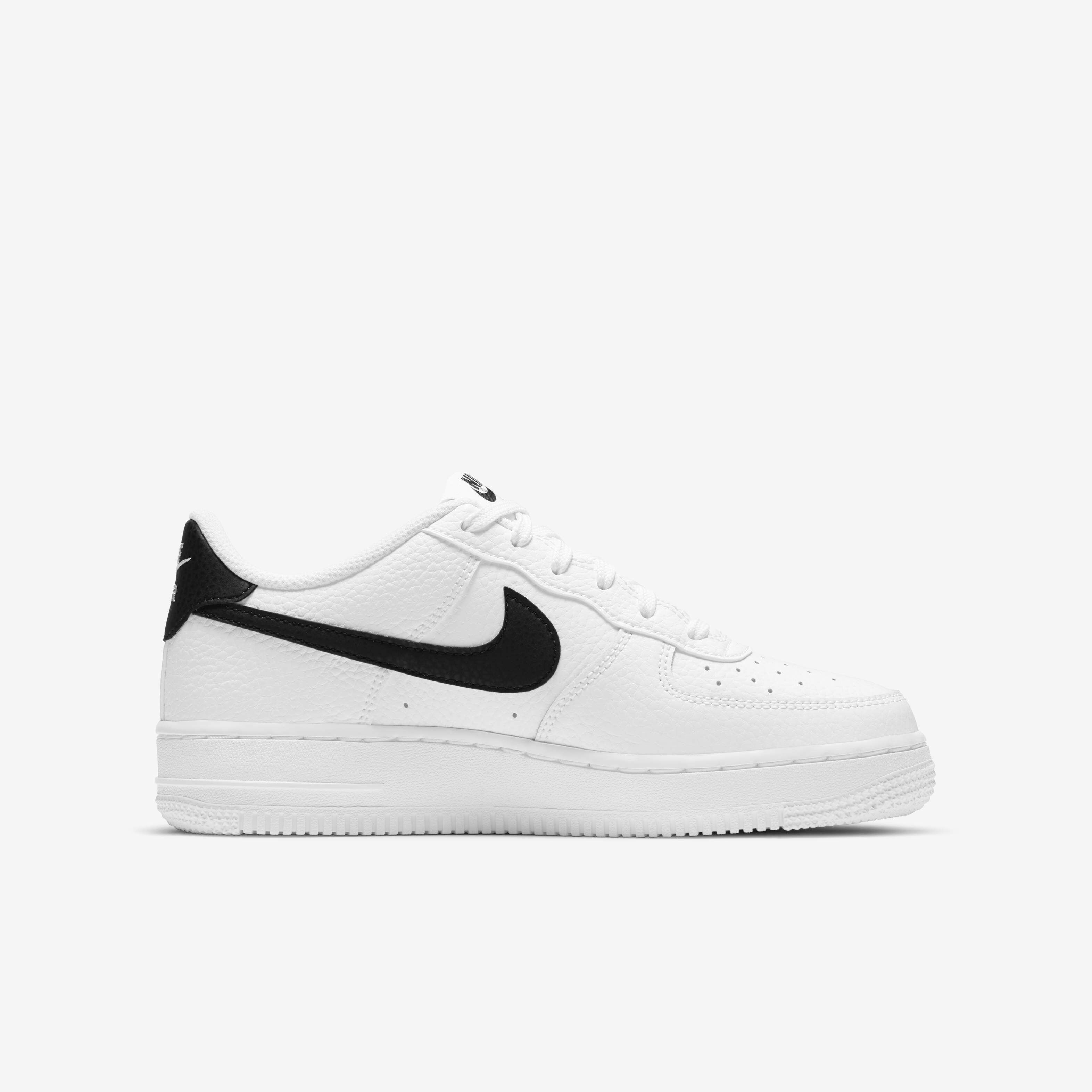 Nike Air Force 1 image number 2