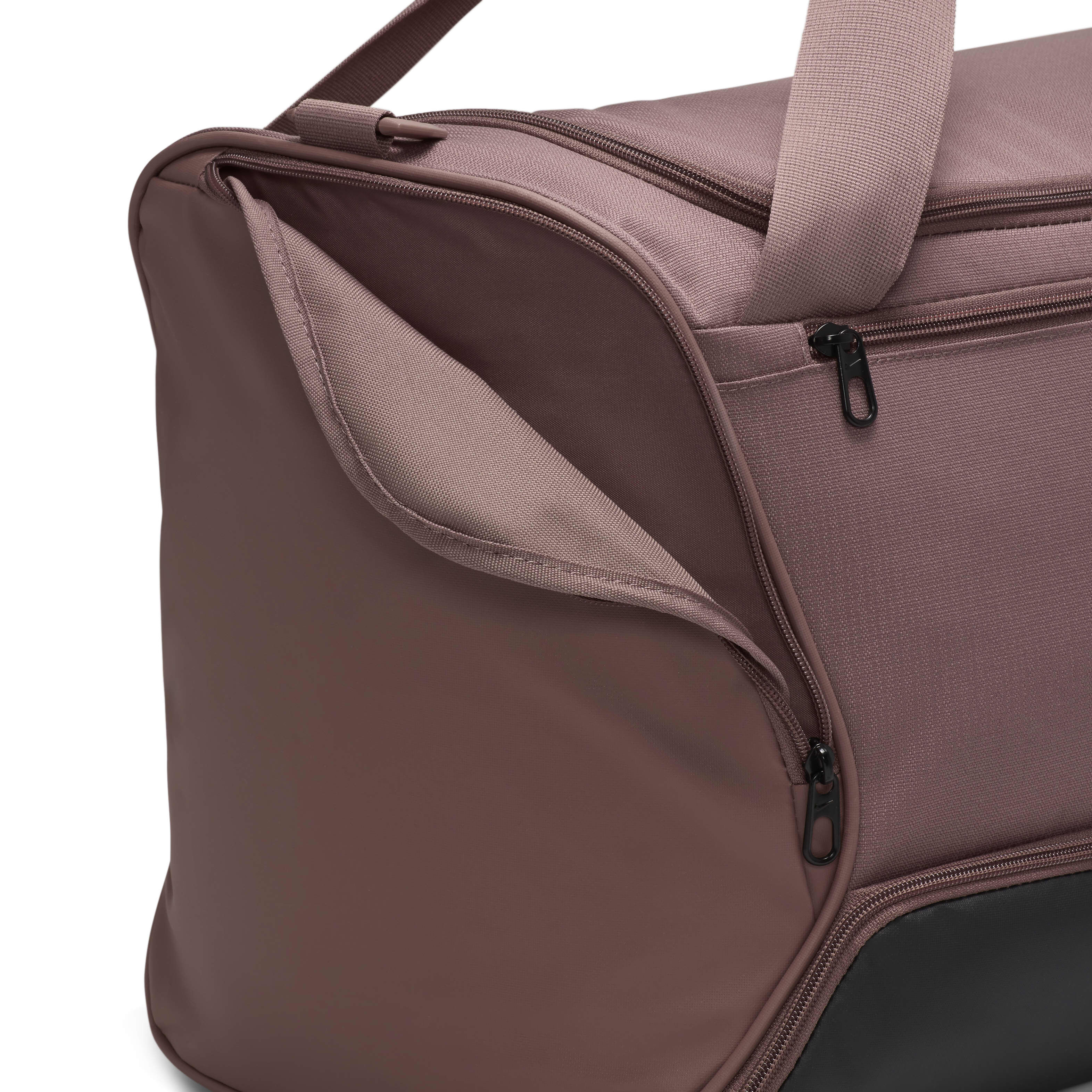 Nike Brasilia 9.5 image number 6