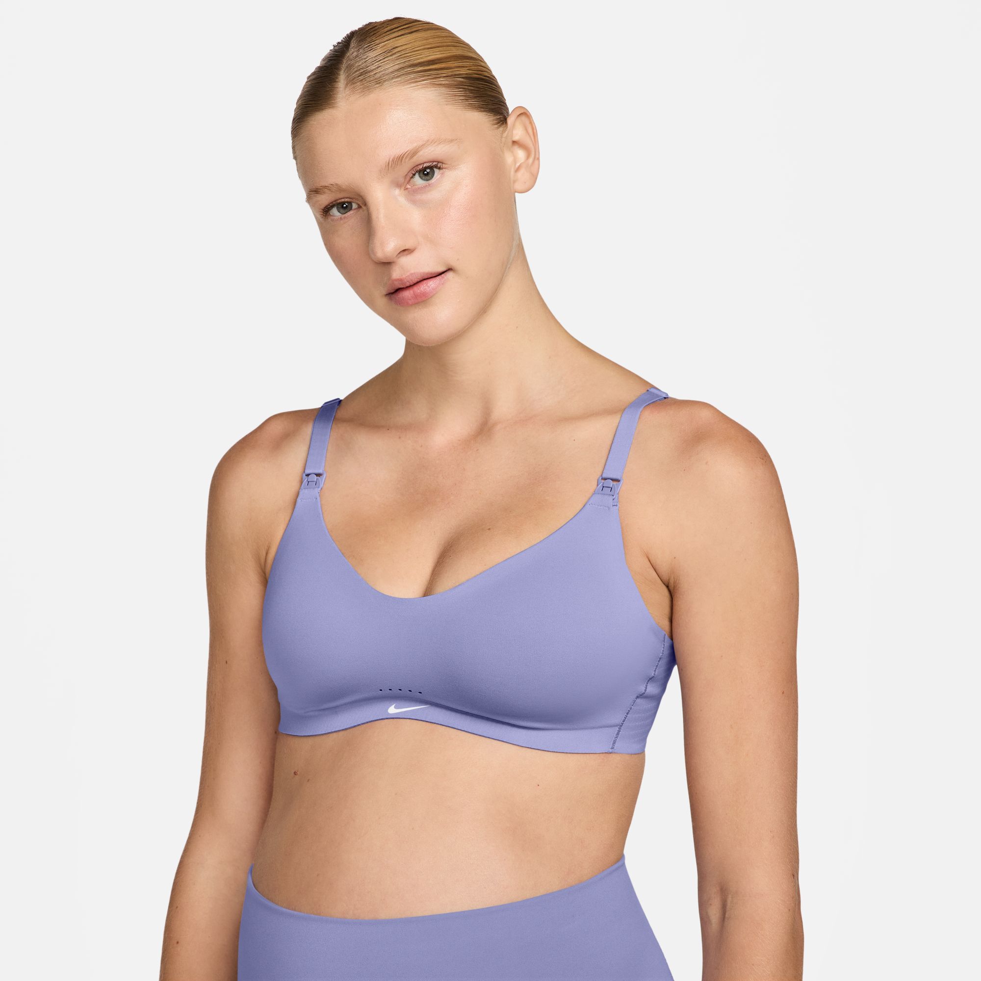 نايكي اليت مينامليست (متوسطة) image number 0