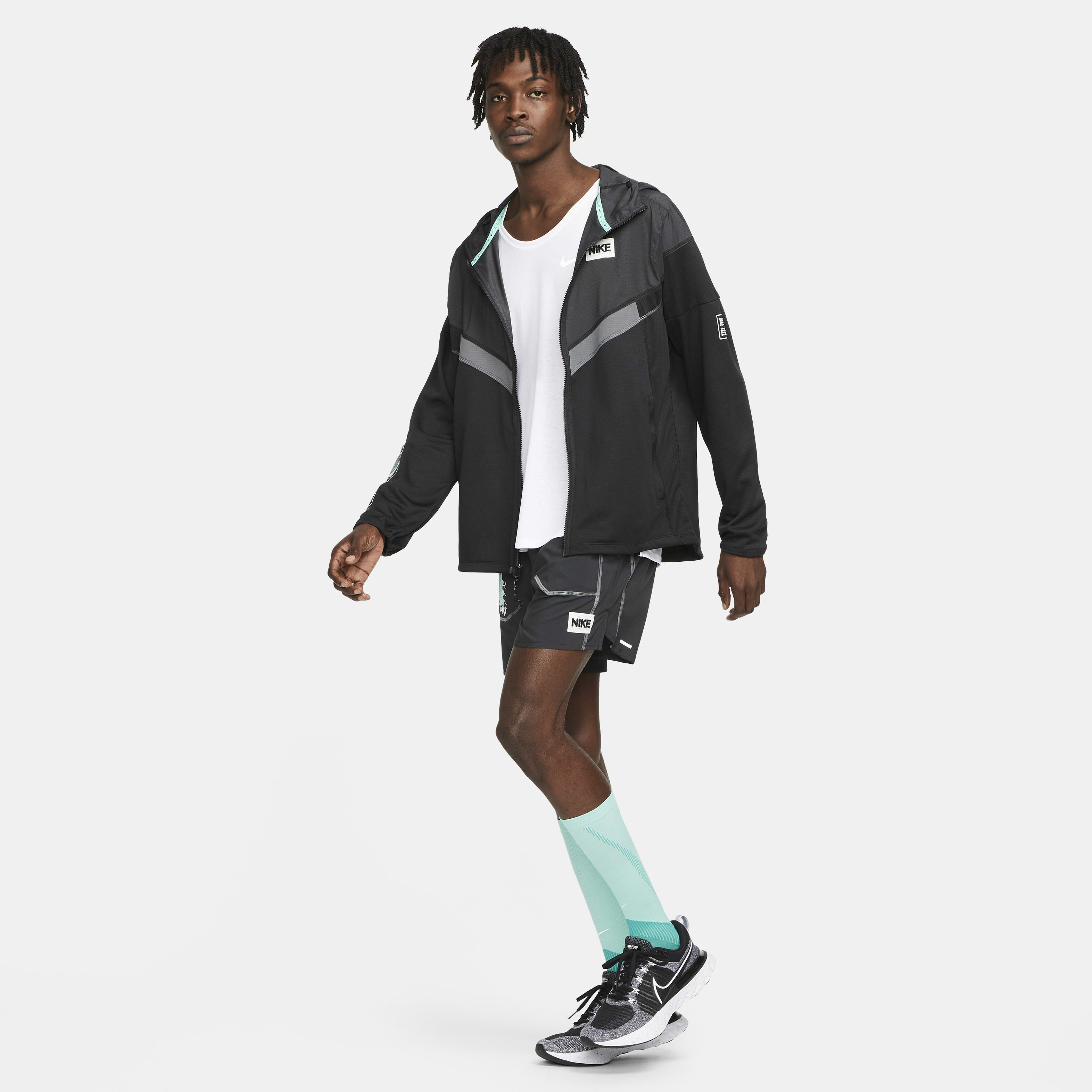 Nike Windrunner D.Y.E. image number 9