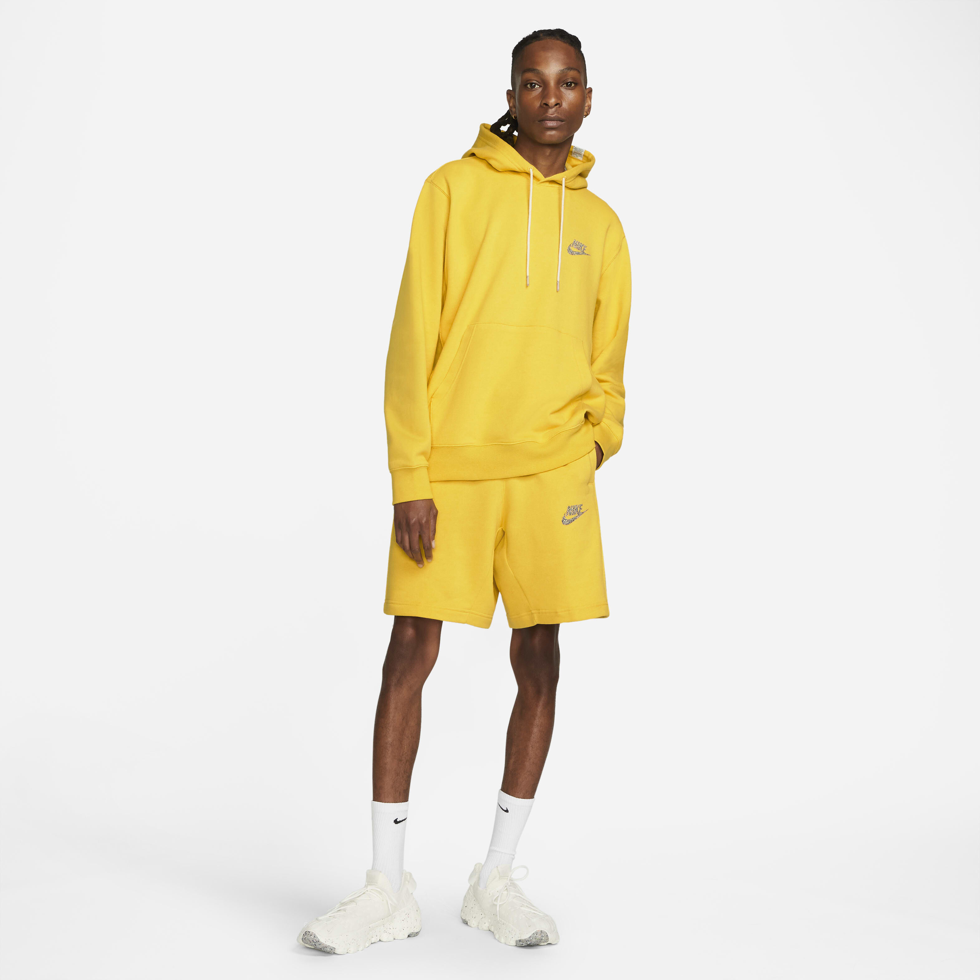 نايكي سبورتسوير image number 4