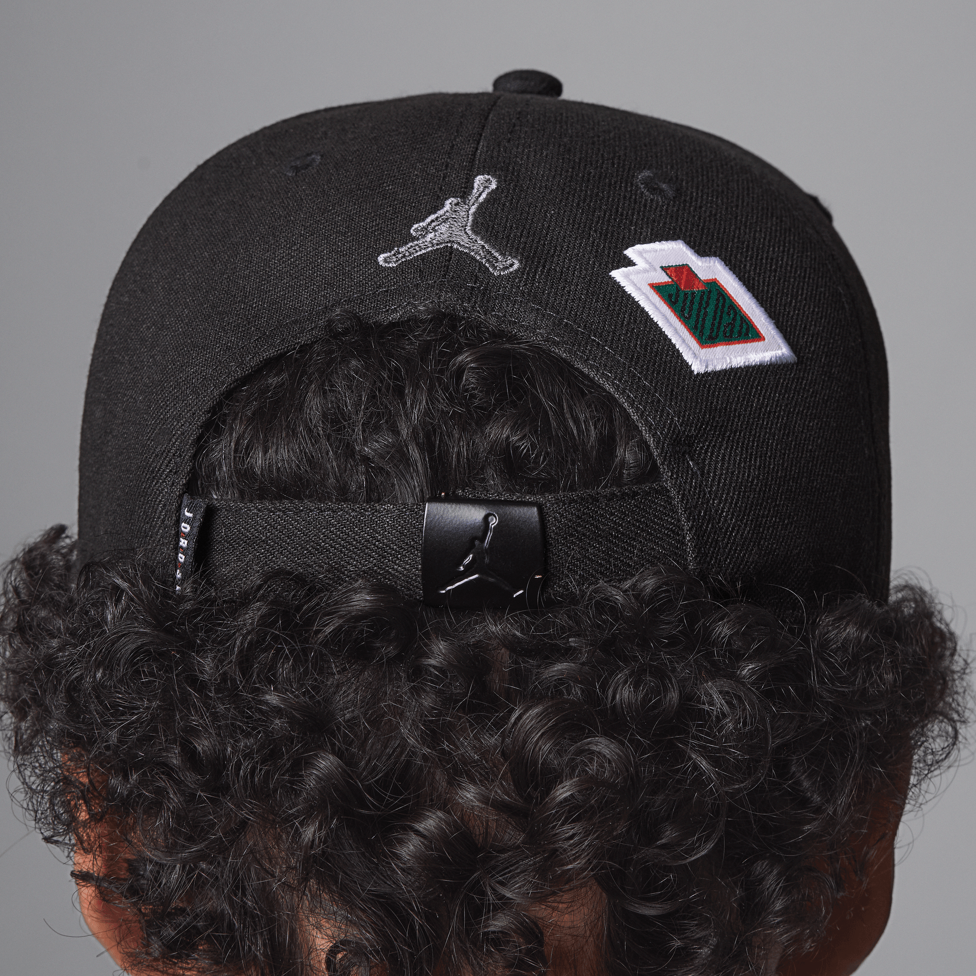 【2024年製 新品】 Buy Jordan Black - Cap Brim Curved Signature Kids' Big 帽子