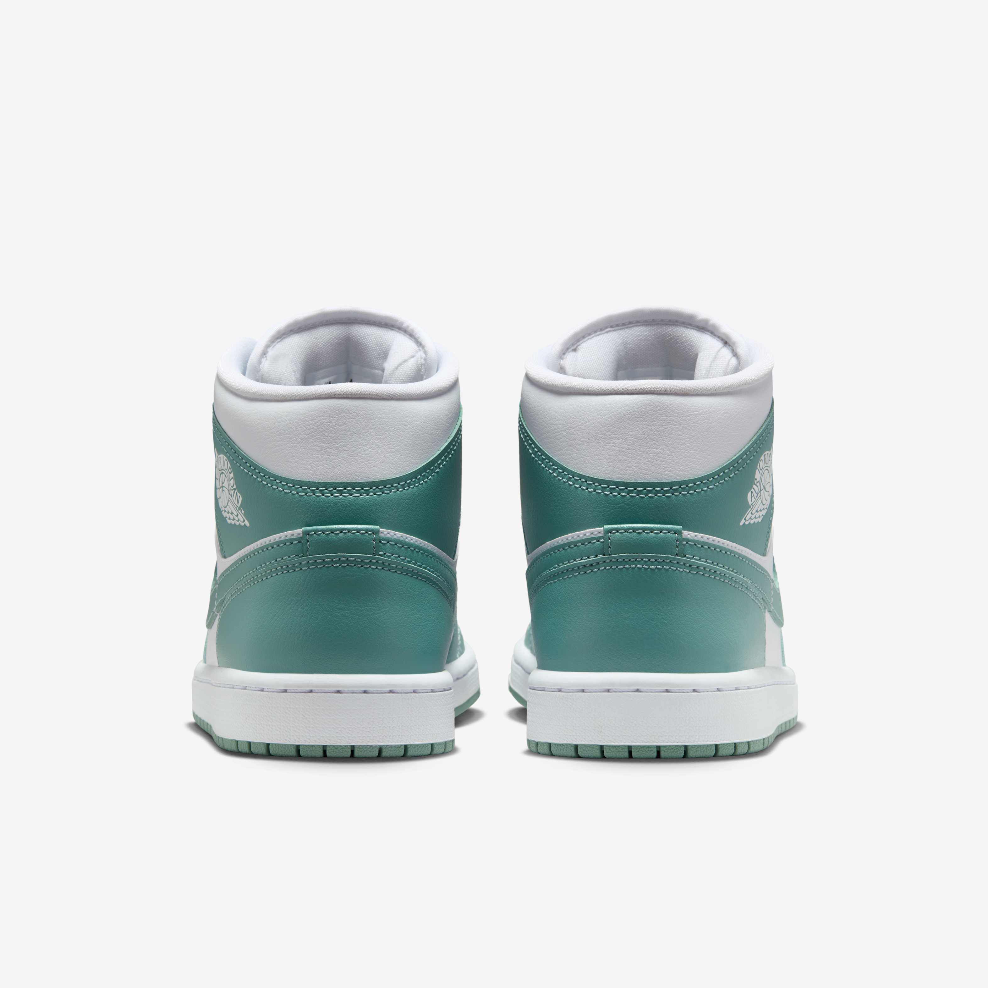 Air Jordan 1 Mid image number 5