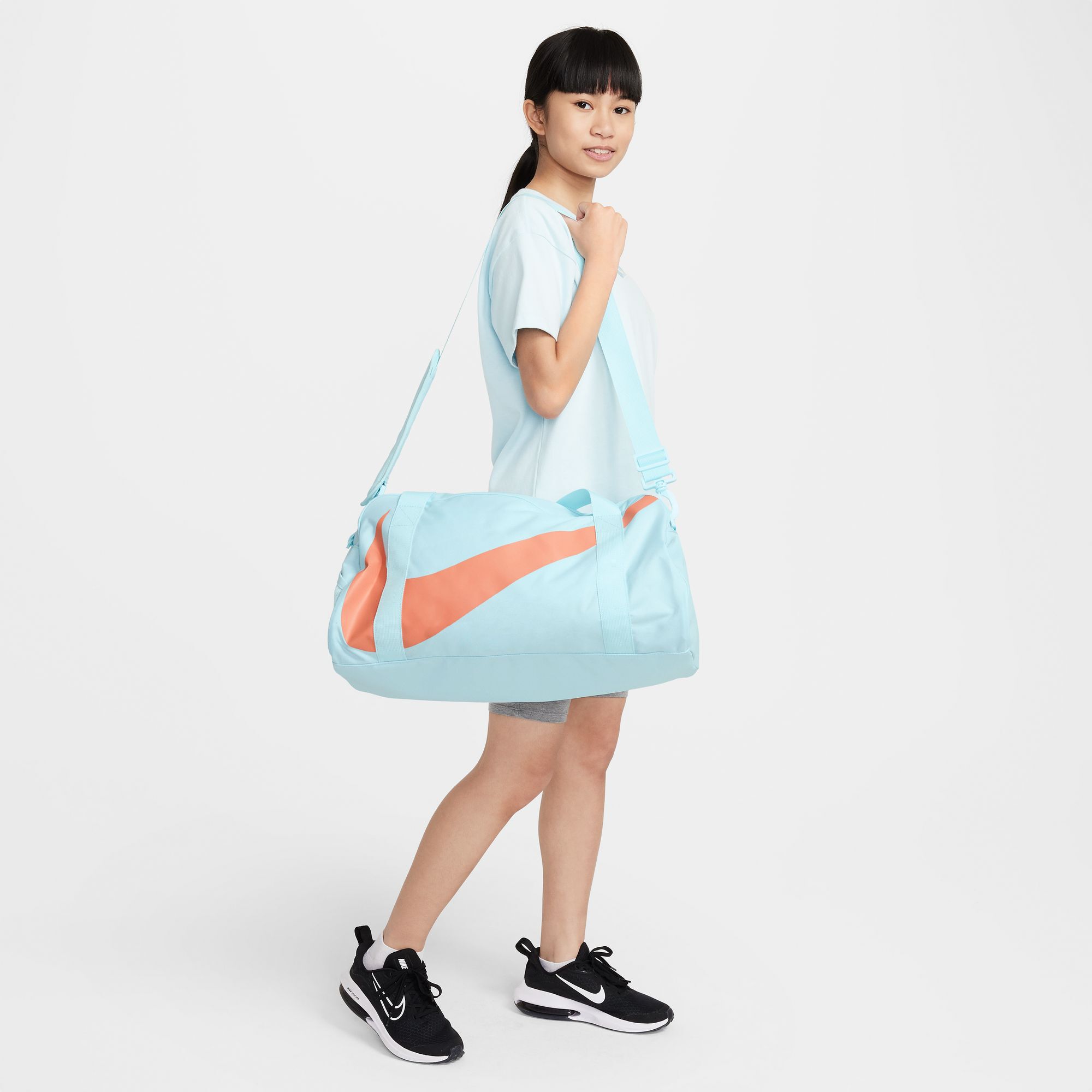 Nike kids gym bag store