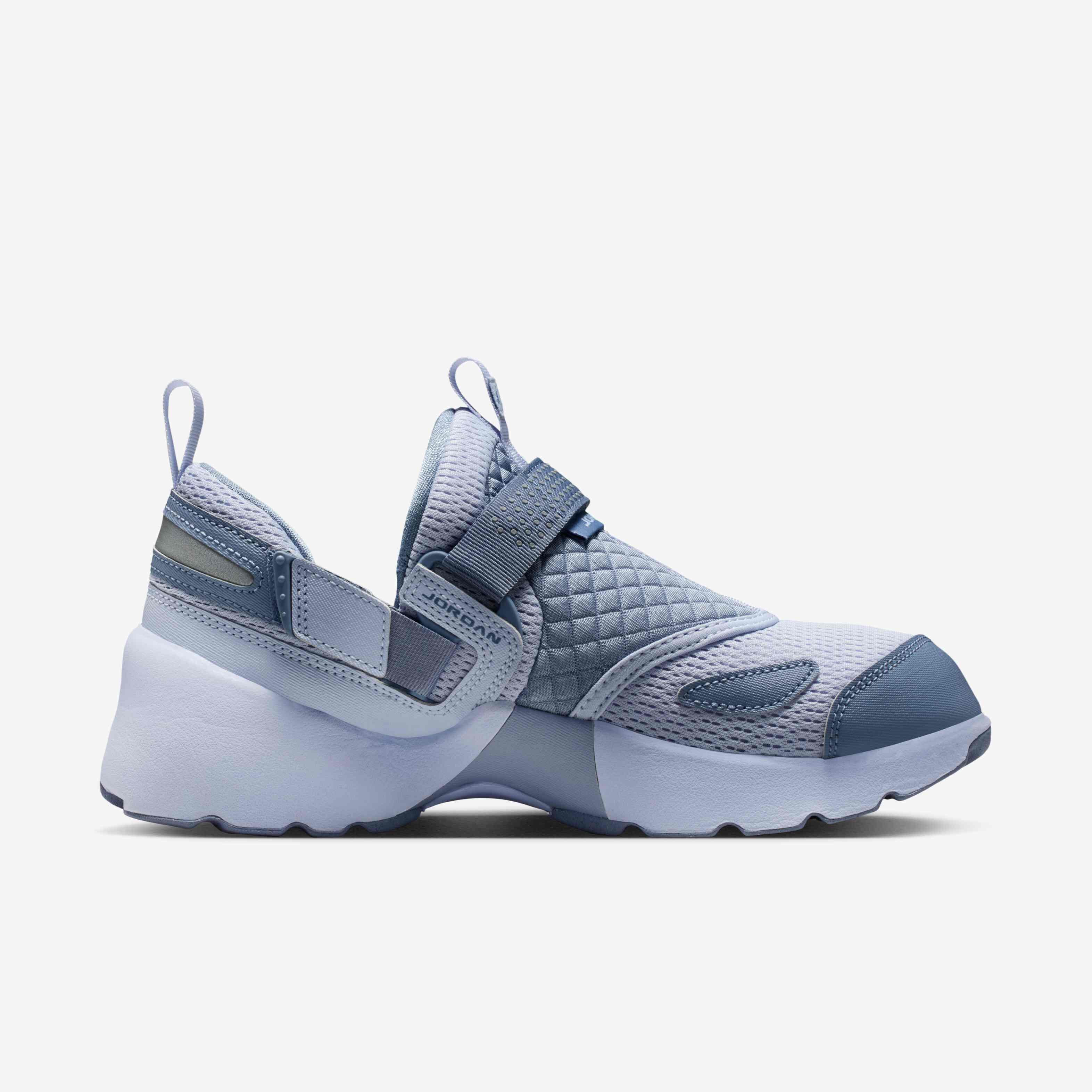 Jordan Trunner LX image number 2