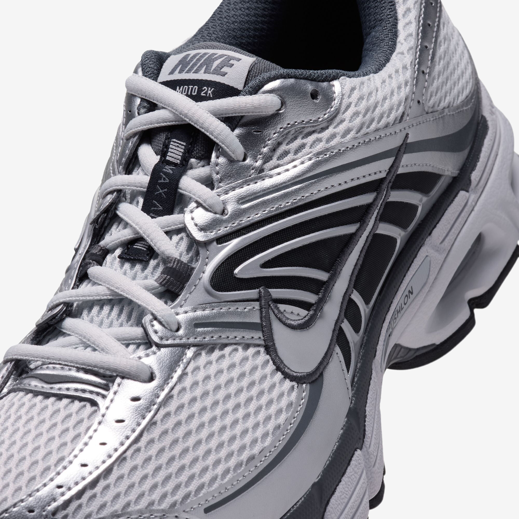 Nike Air Max Moto 2K image number 8