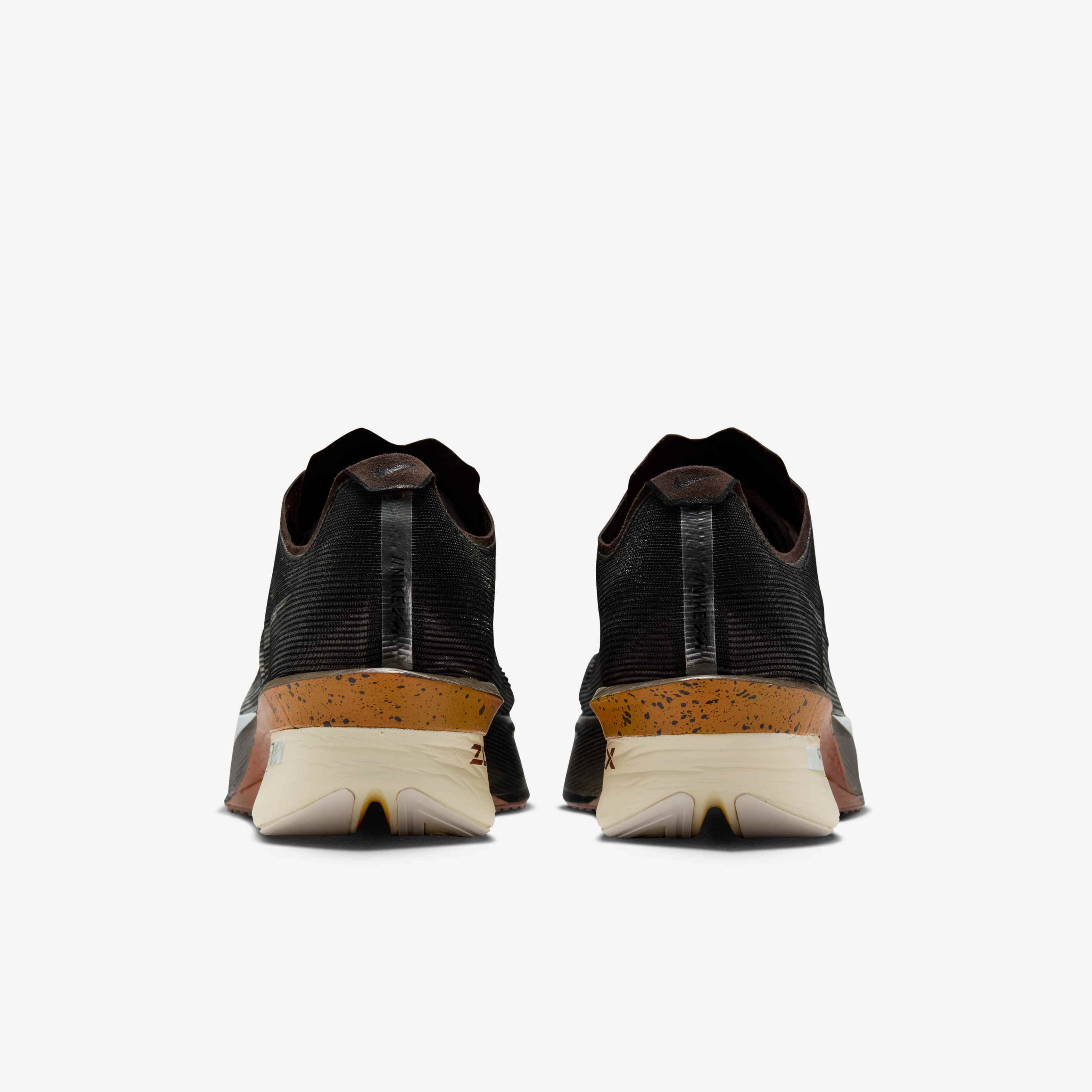 Nike Vaporfly 4 image number 5