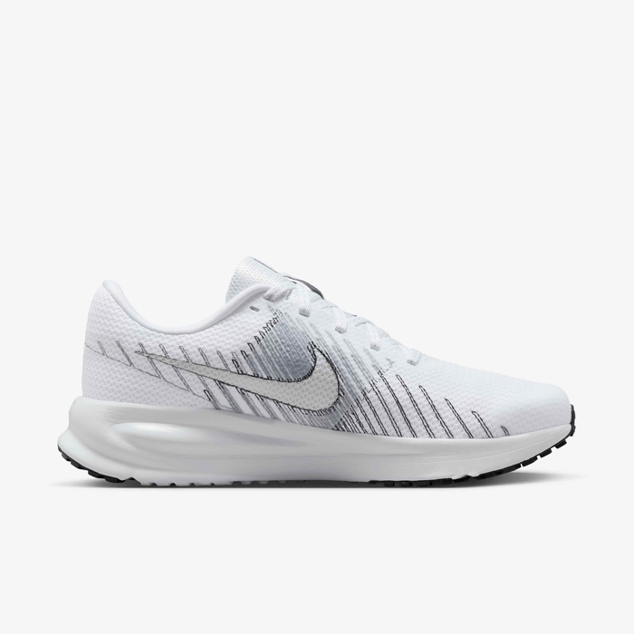 Nike Run Defy image number 2 Nike Run Defy image number 2