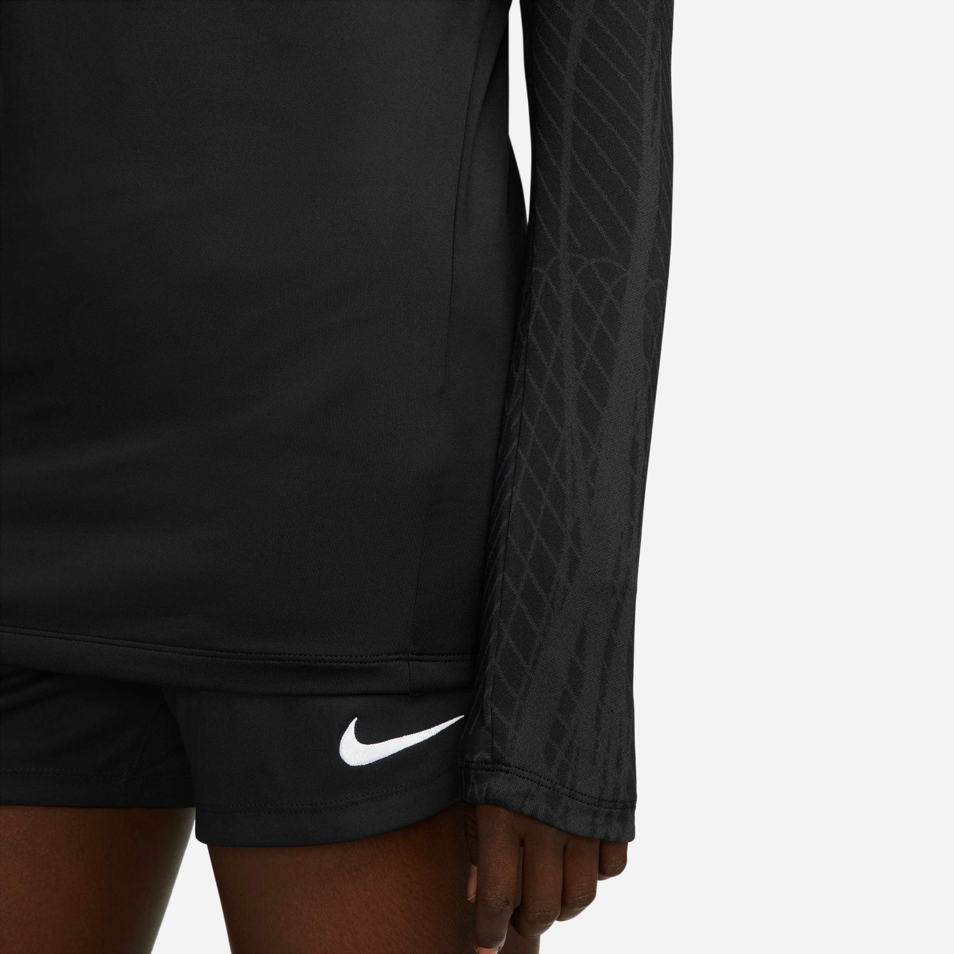 Nike Dri-FIT Strike image number 3