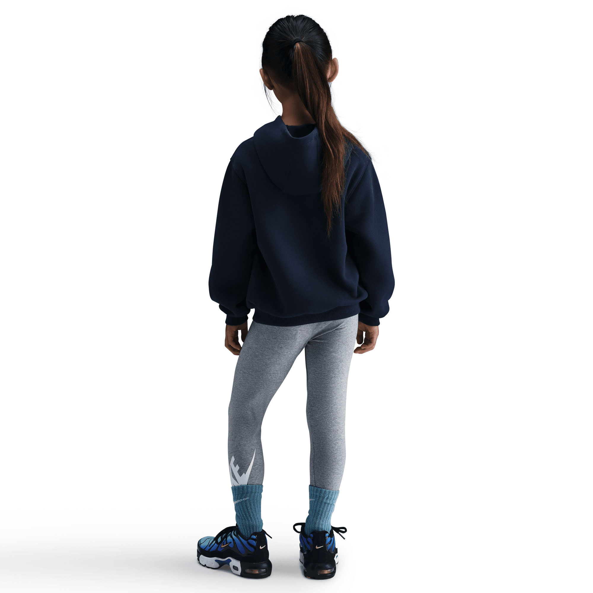 نايكي وايلد وورمث image number 2