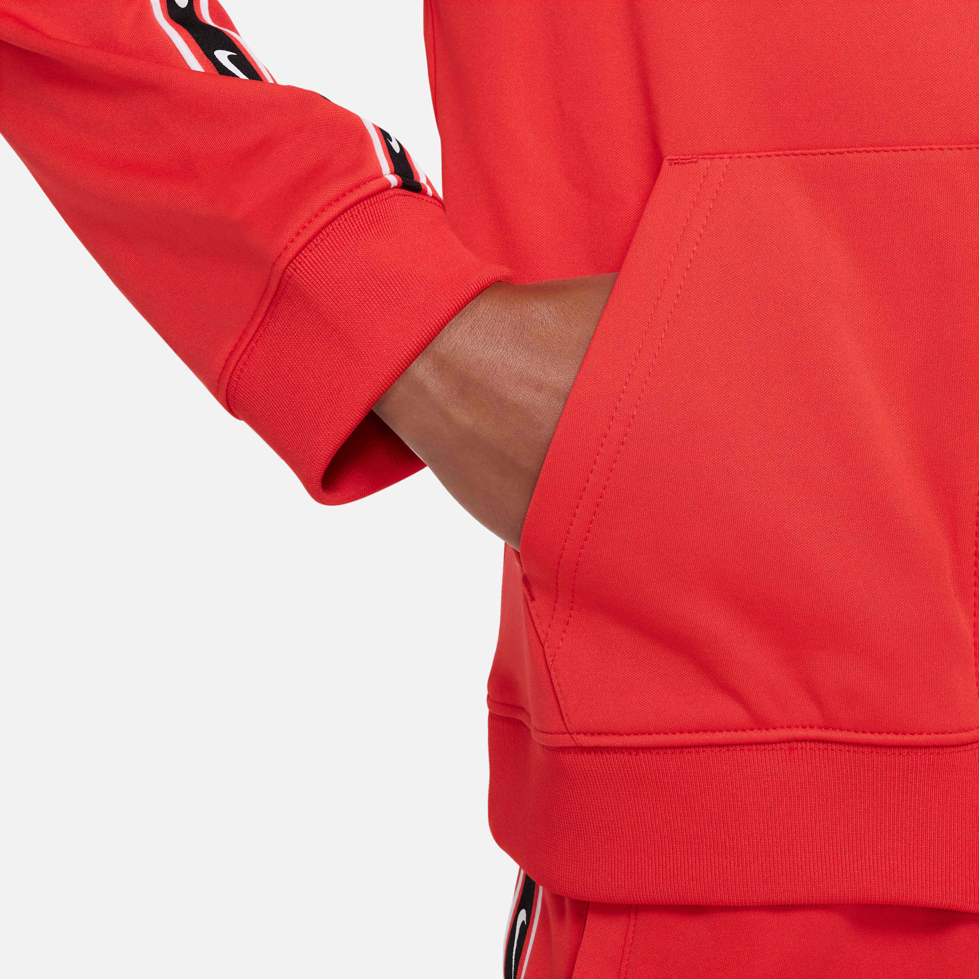 Nike Sportswear Repeat image number 3