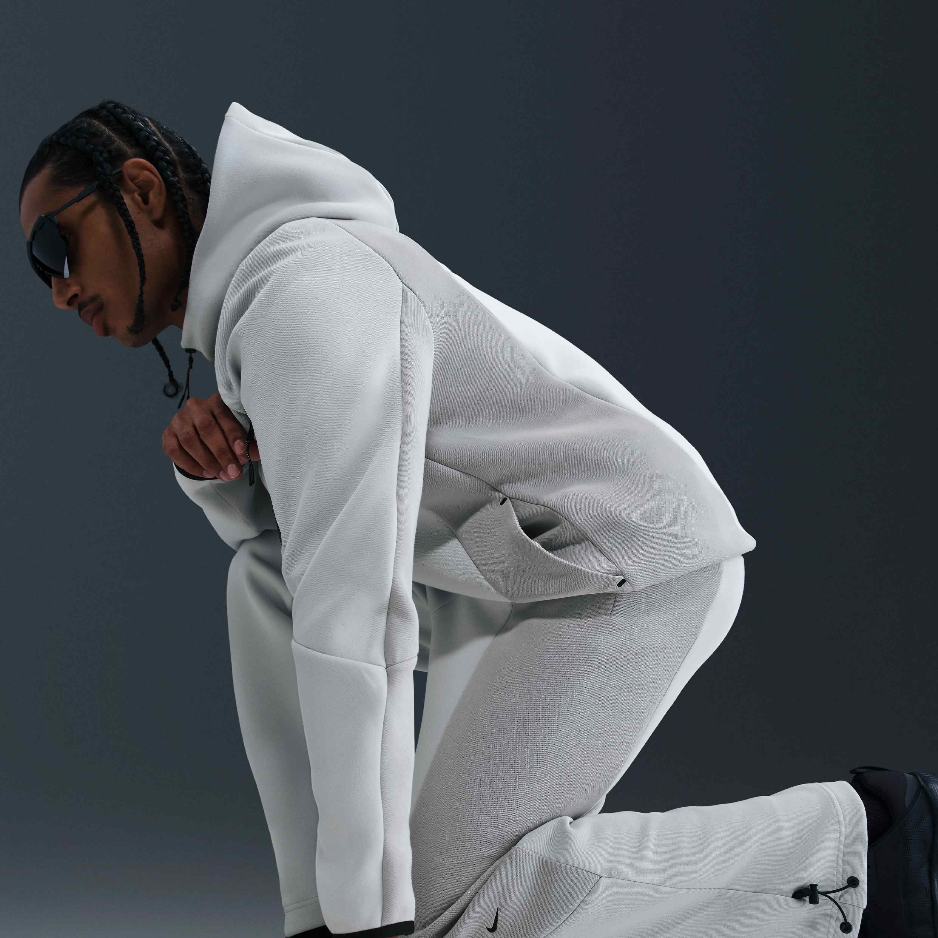 Nike Tech image number 4