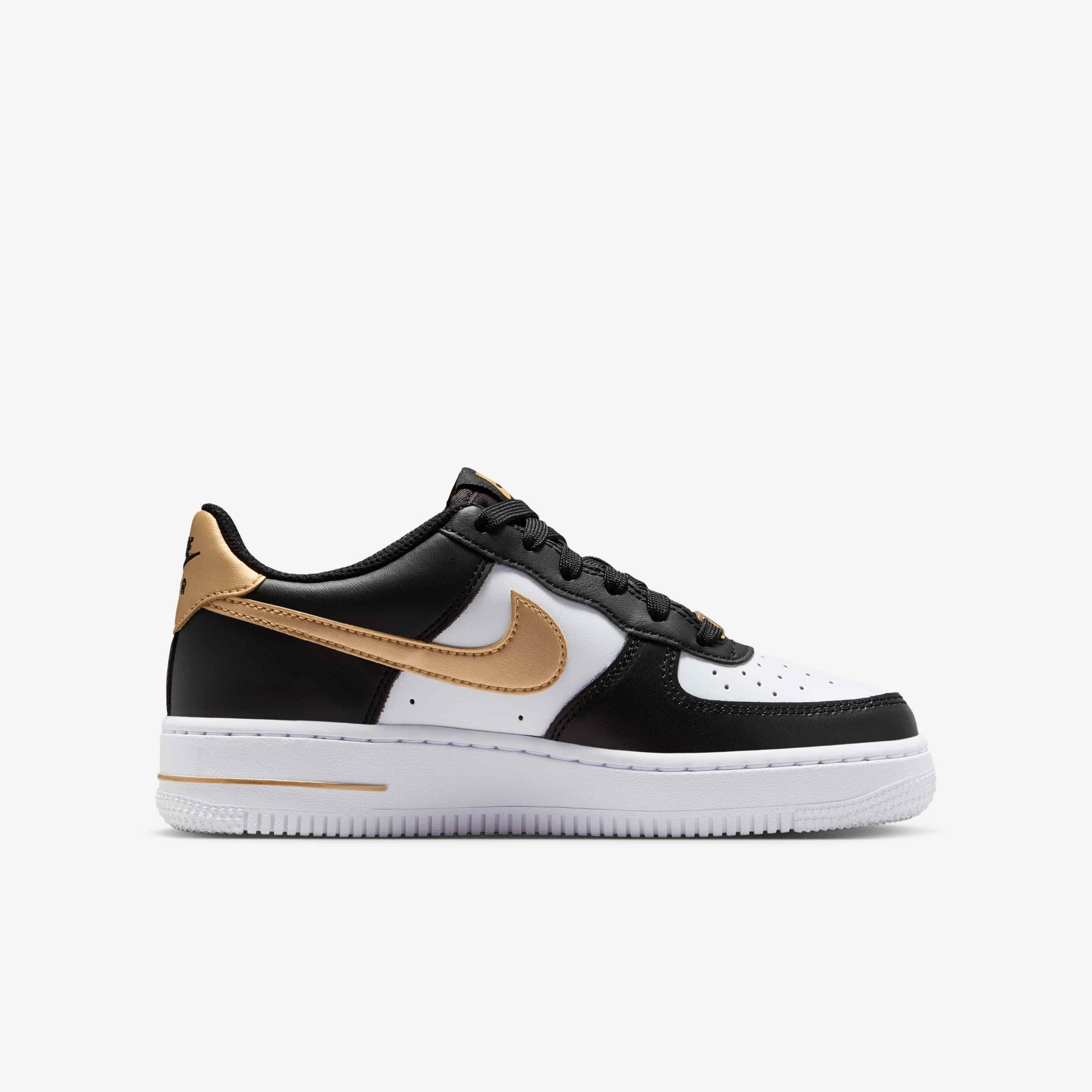 Nike Air Force 1 image number 2