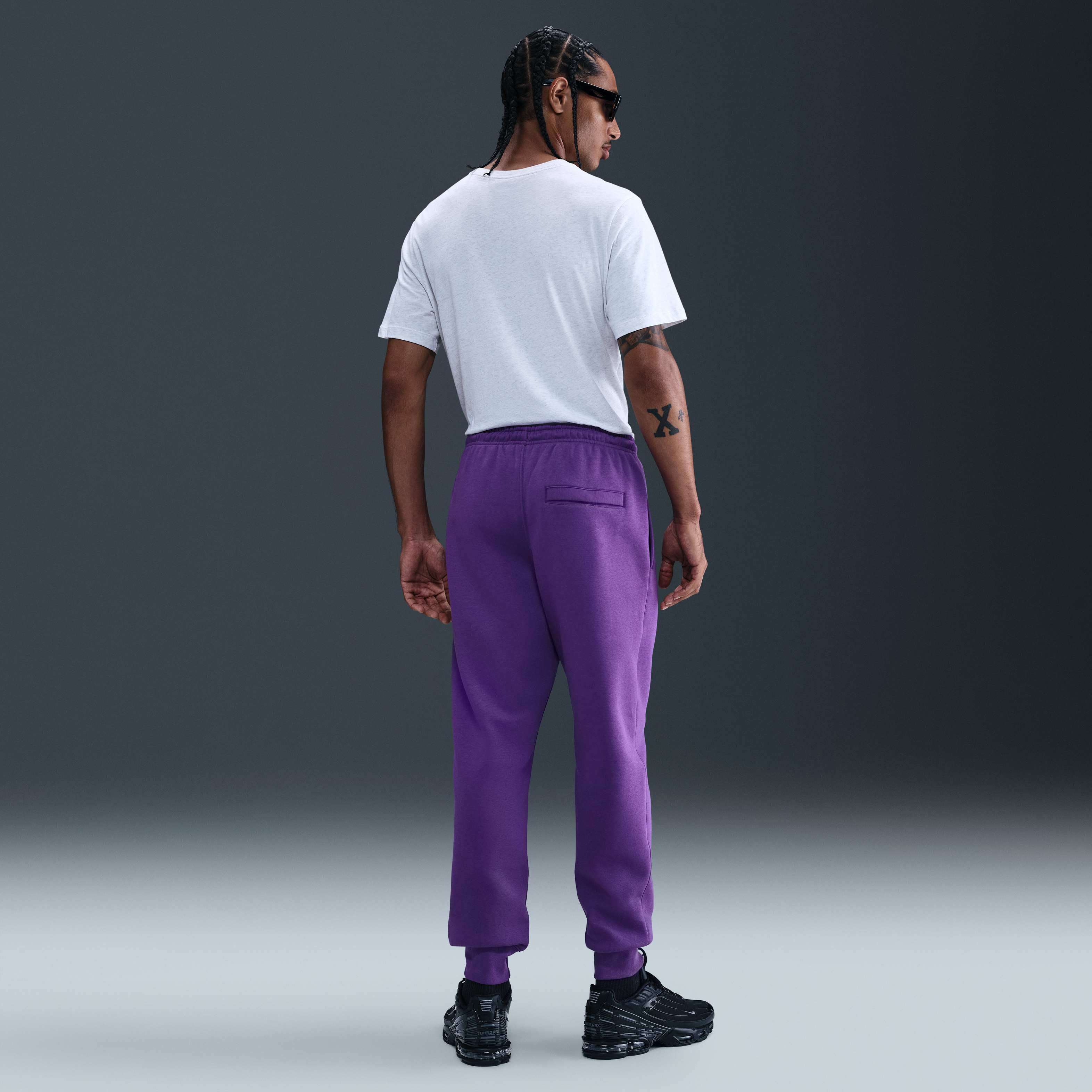 Nike Club image number 3