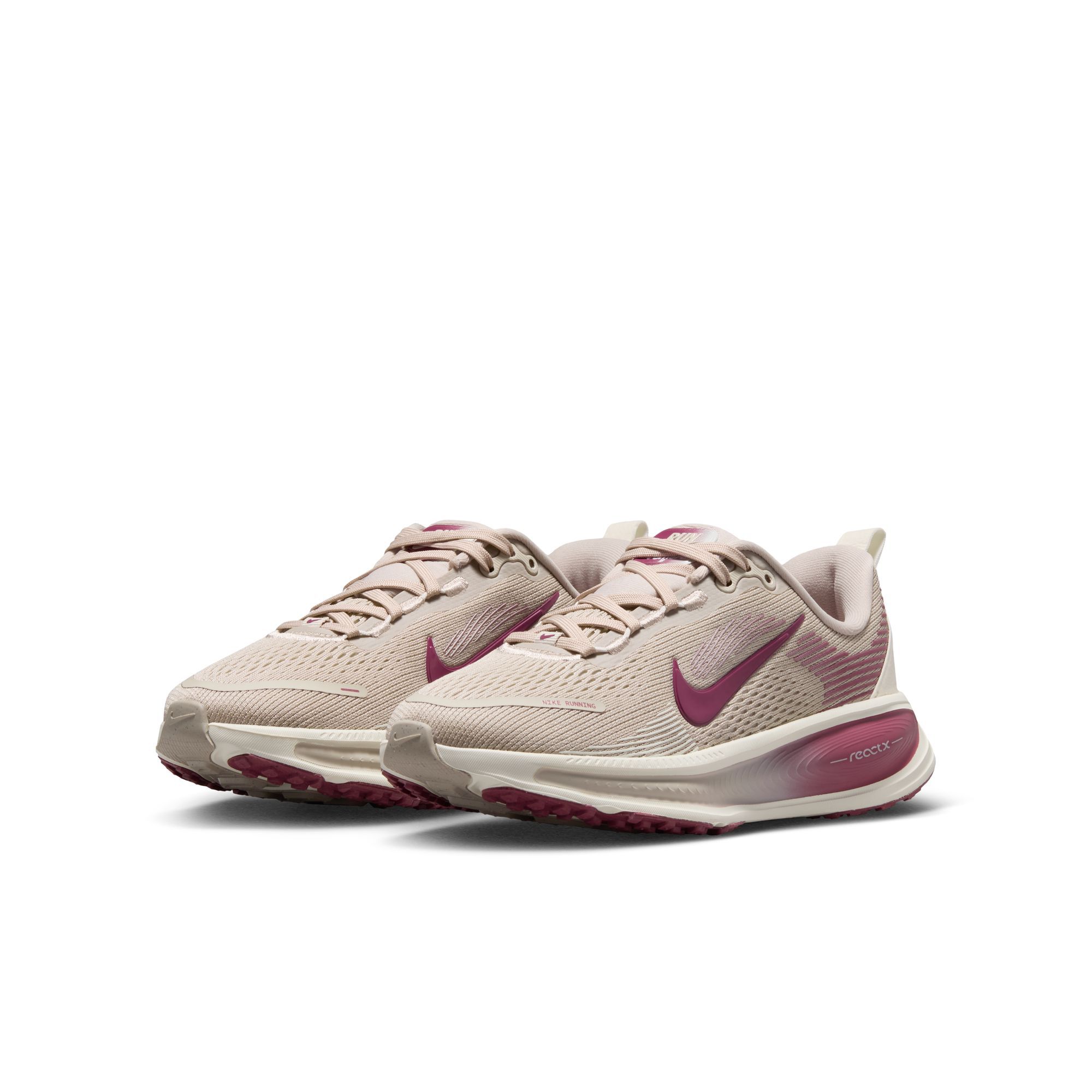 Nike Vomero 18 image number 2