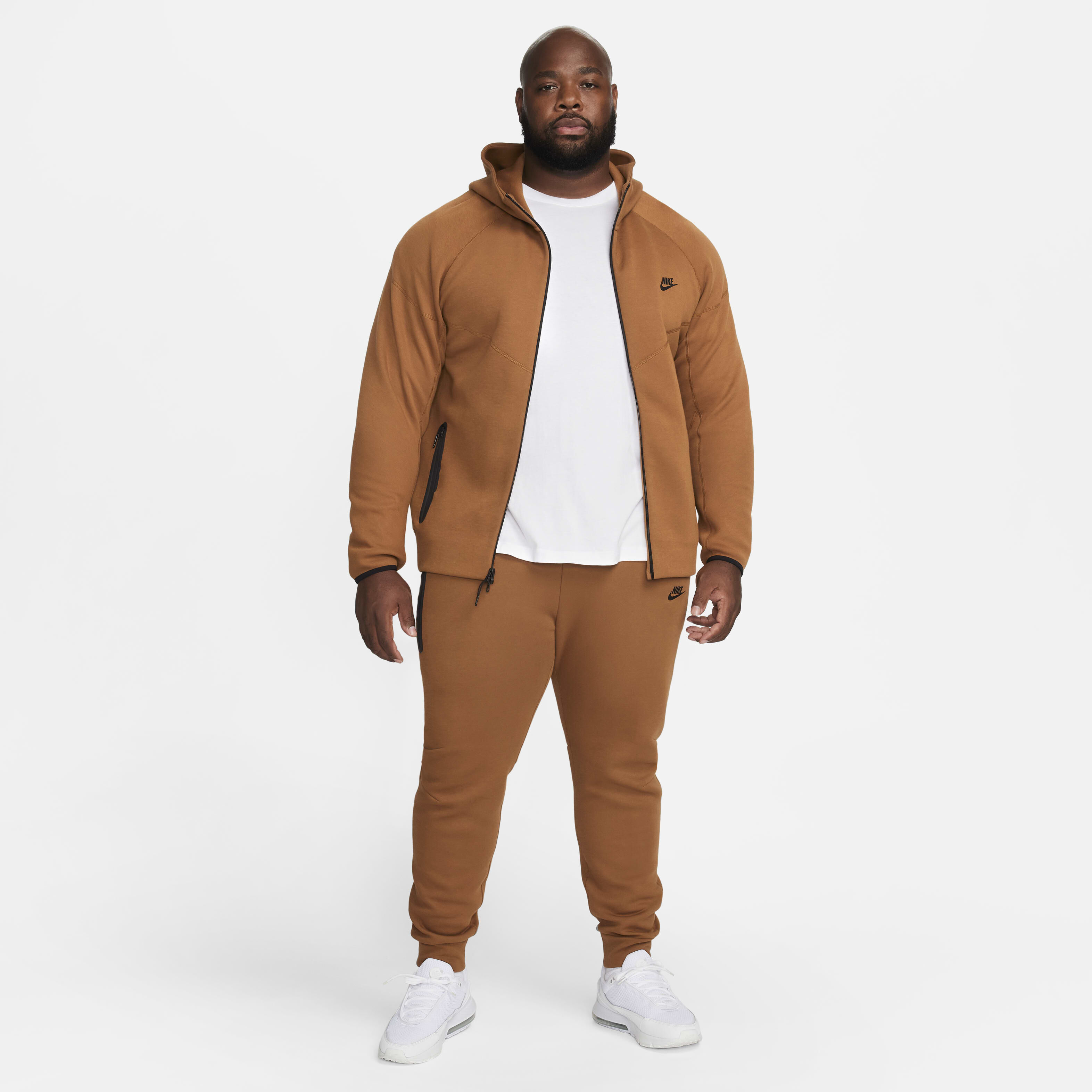 نايكي سبورتسوير تك فليس ويندرانر image number 20