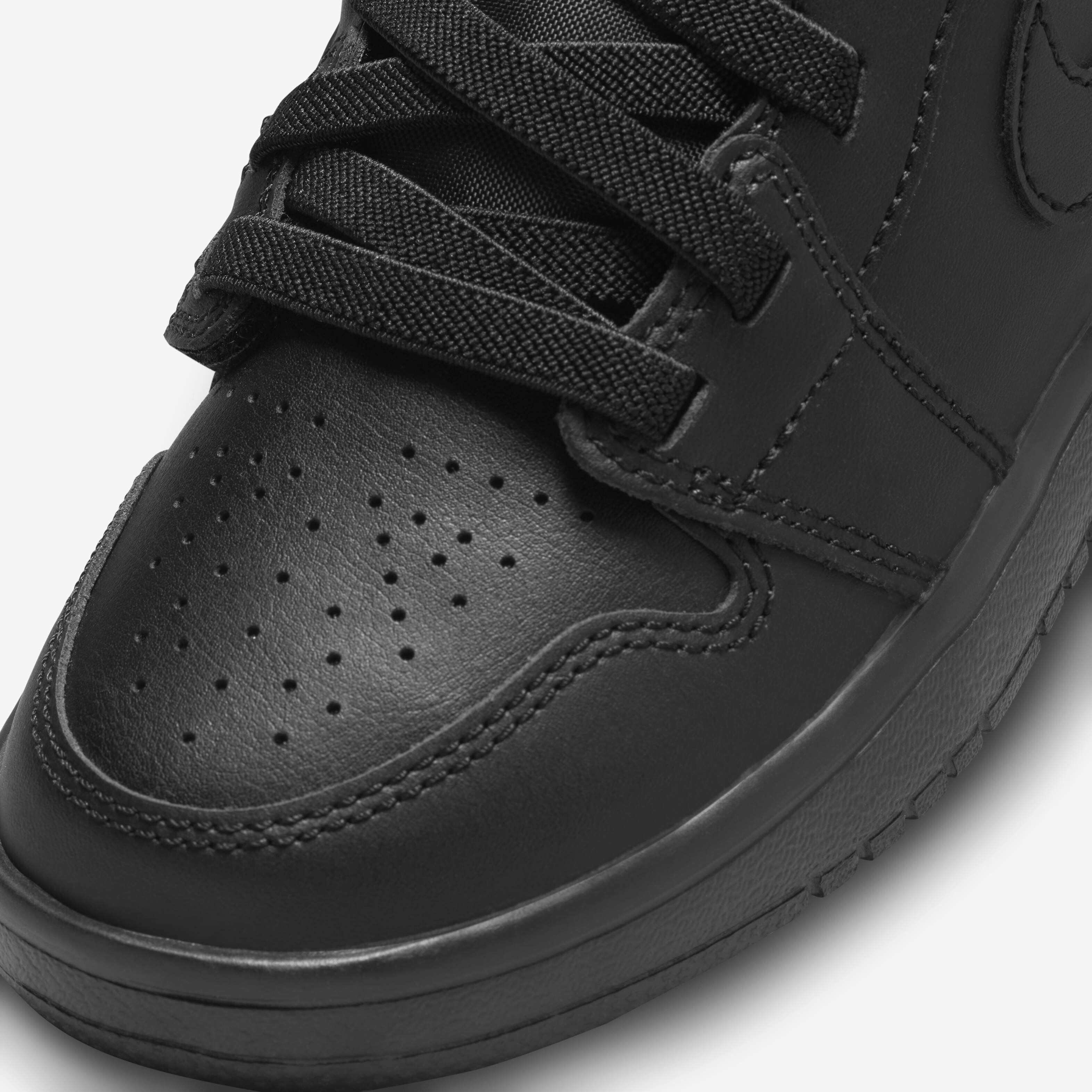 جوردن 1 لو الت image number 6