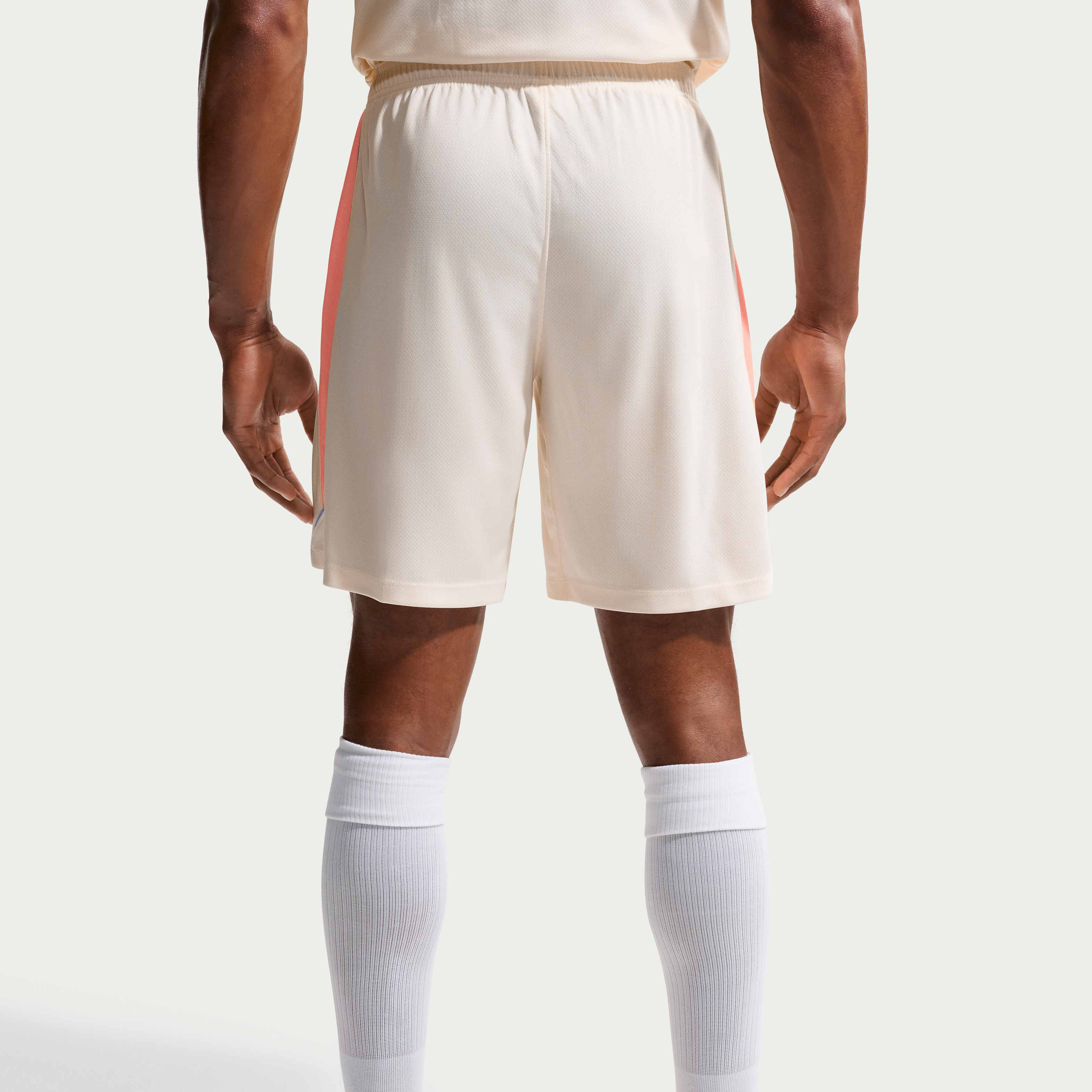 Nike Strike image number 2