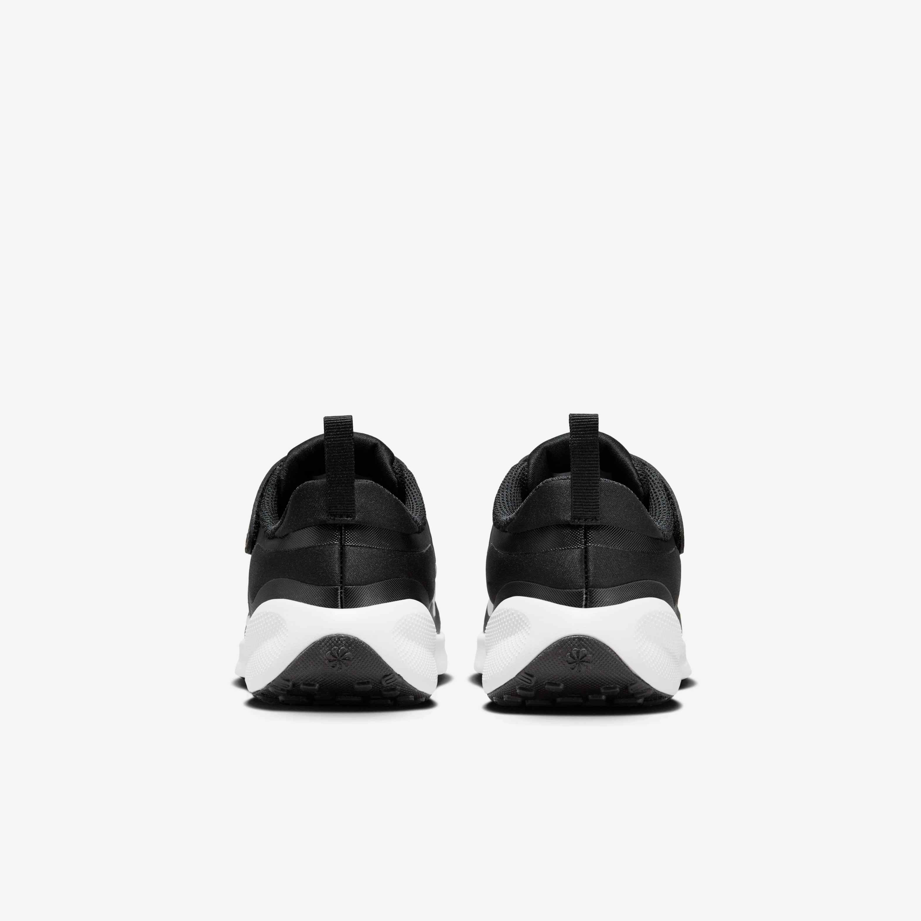 Nike Revolution 7 image number 5