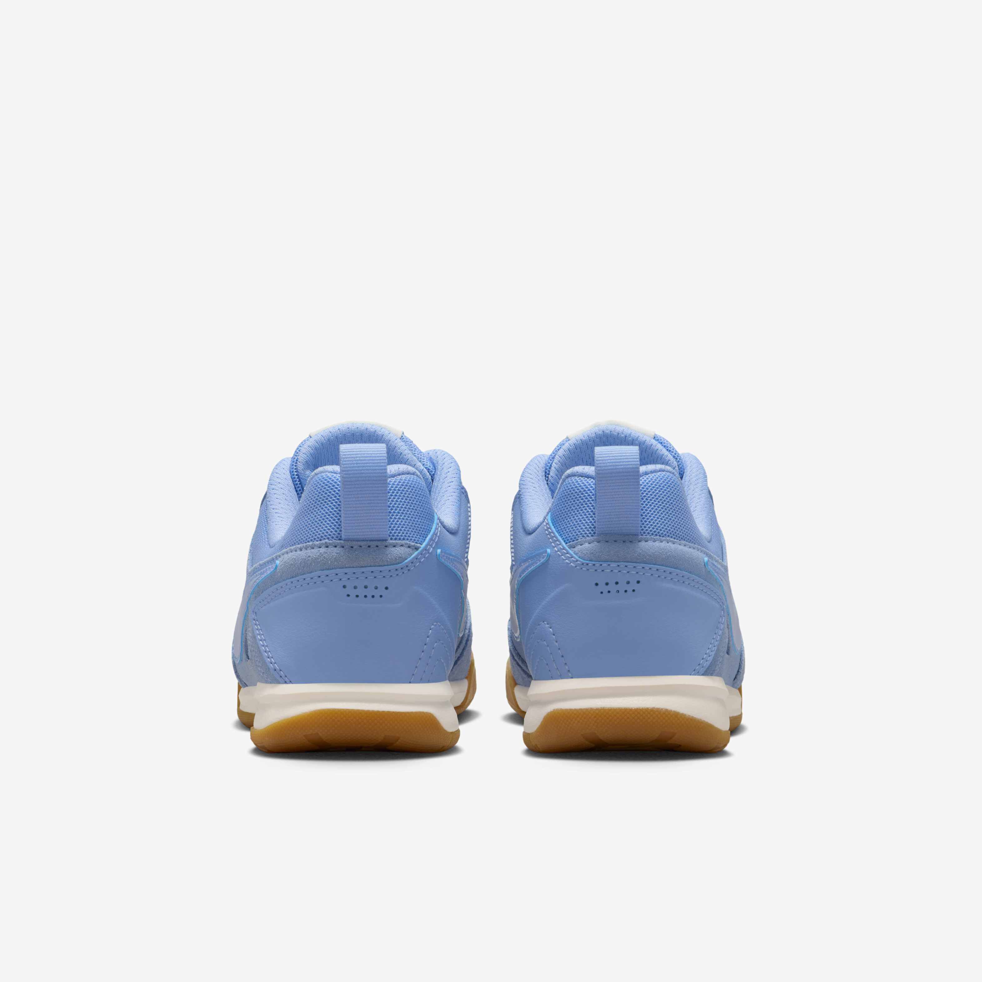 نايكي جاتو image number 5