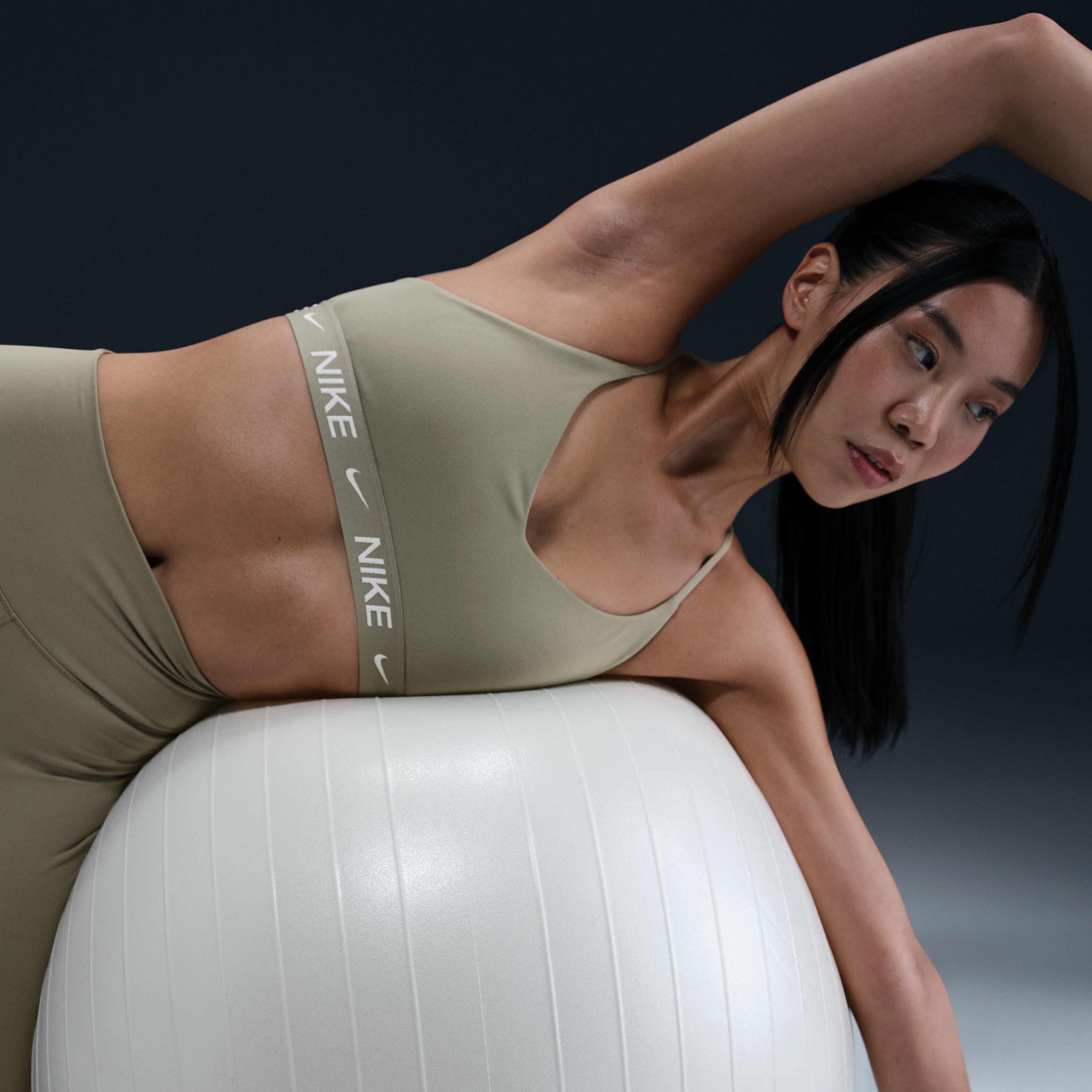 Nike Indy Light-Support image number 2